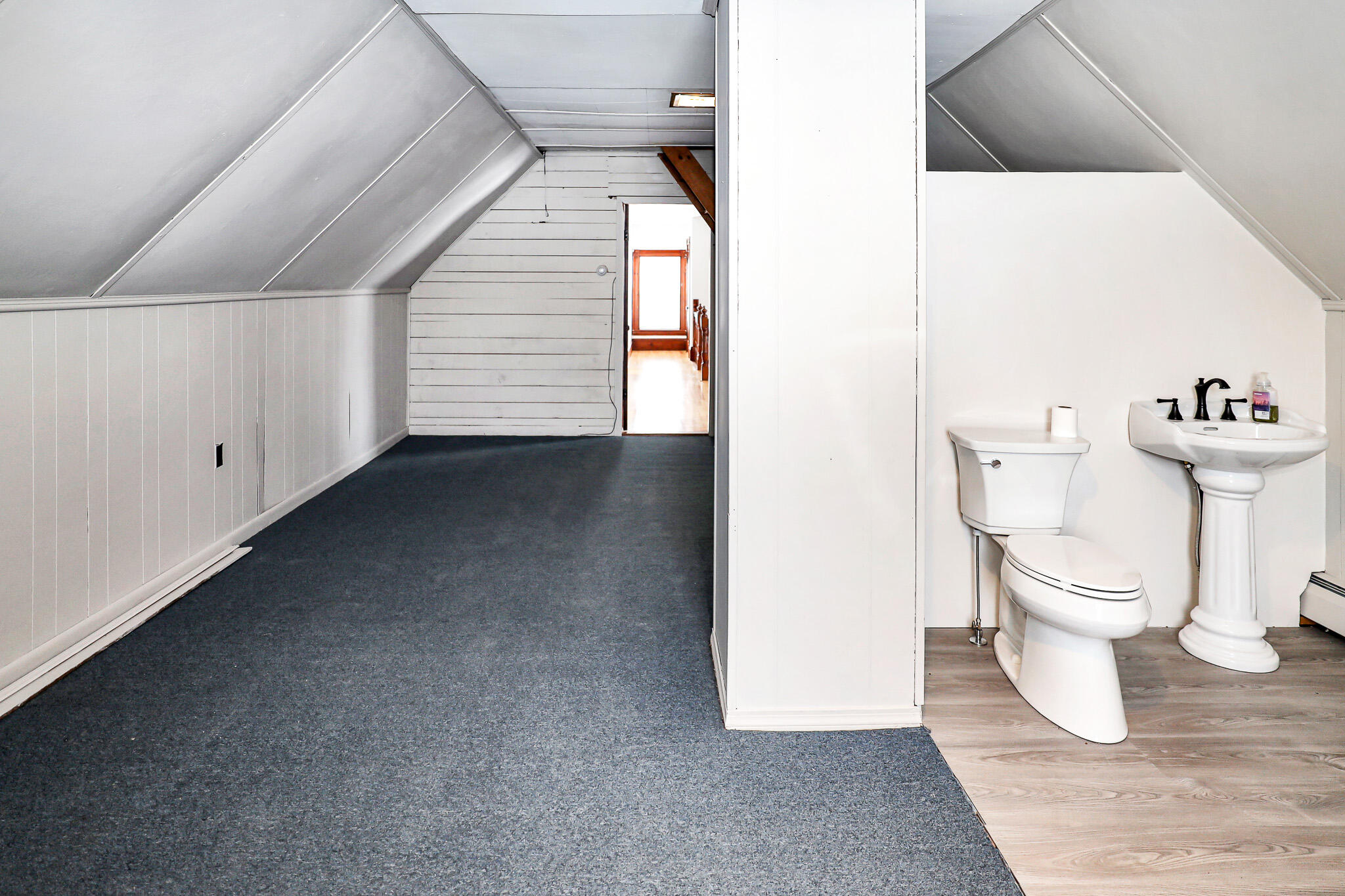 40 Pine Street, Dixfield, ME, 04224