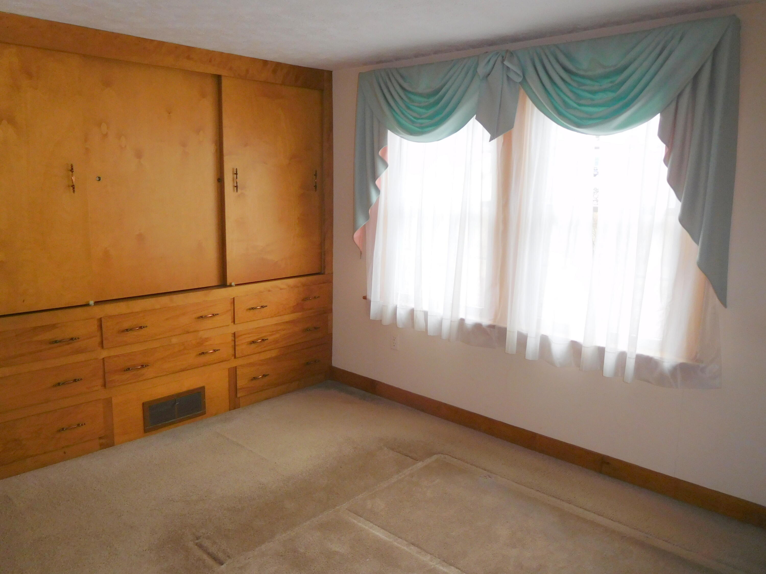 7 Joy Street, Sanford, ME, 04083