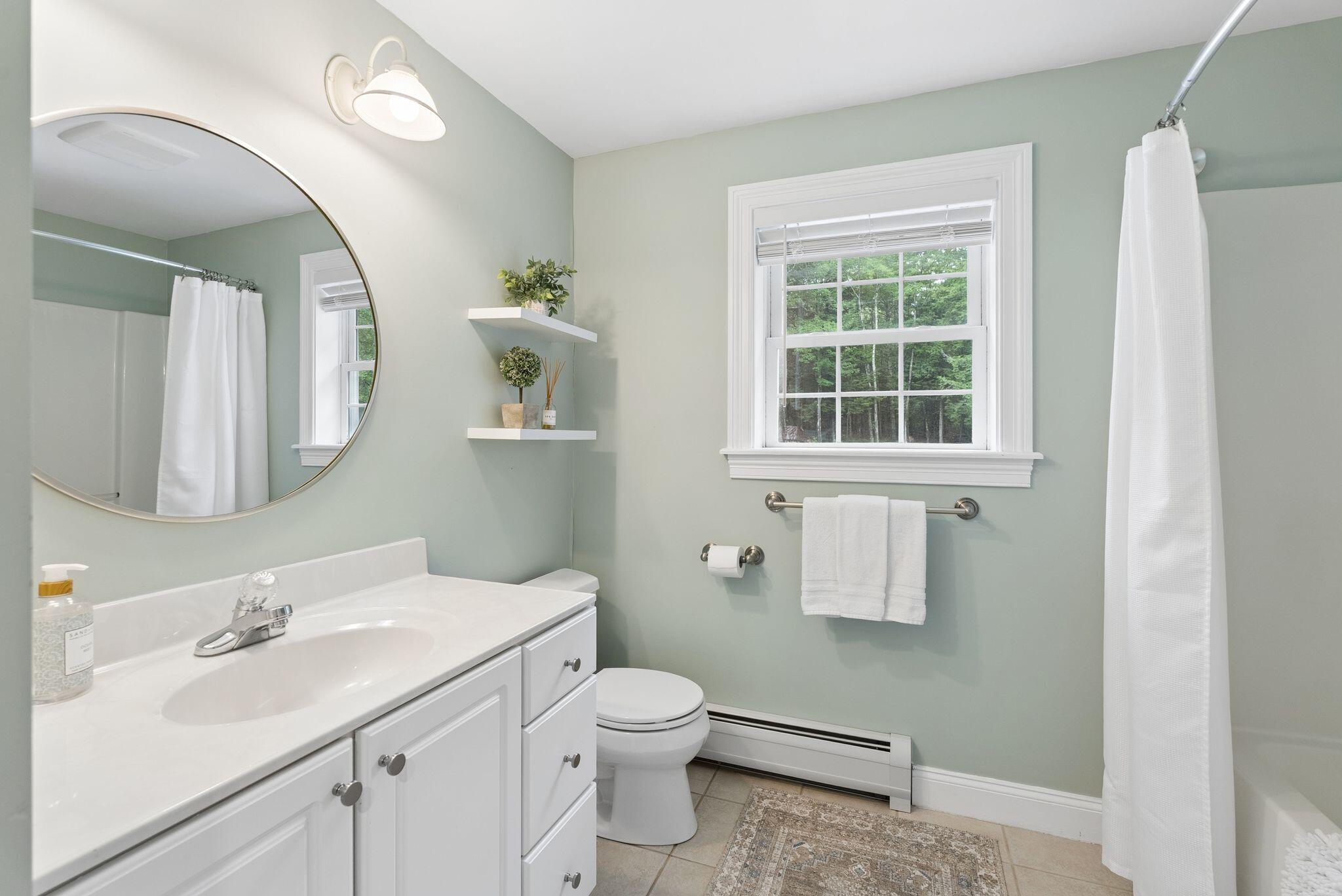 Second Floor Full Bathroom