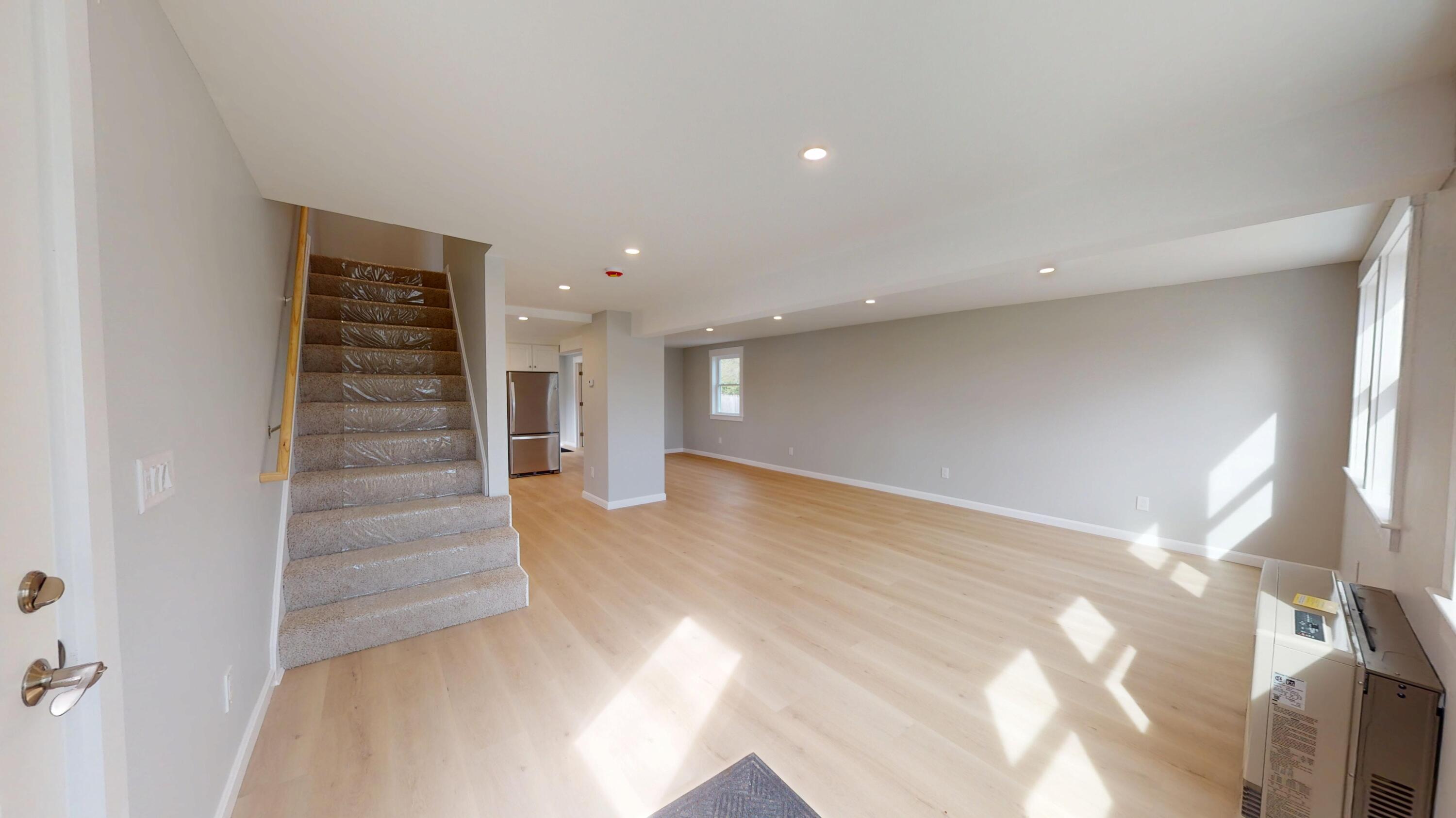 38 River Road, Howland, ME, 04448