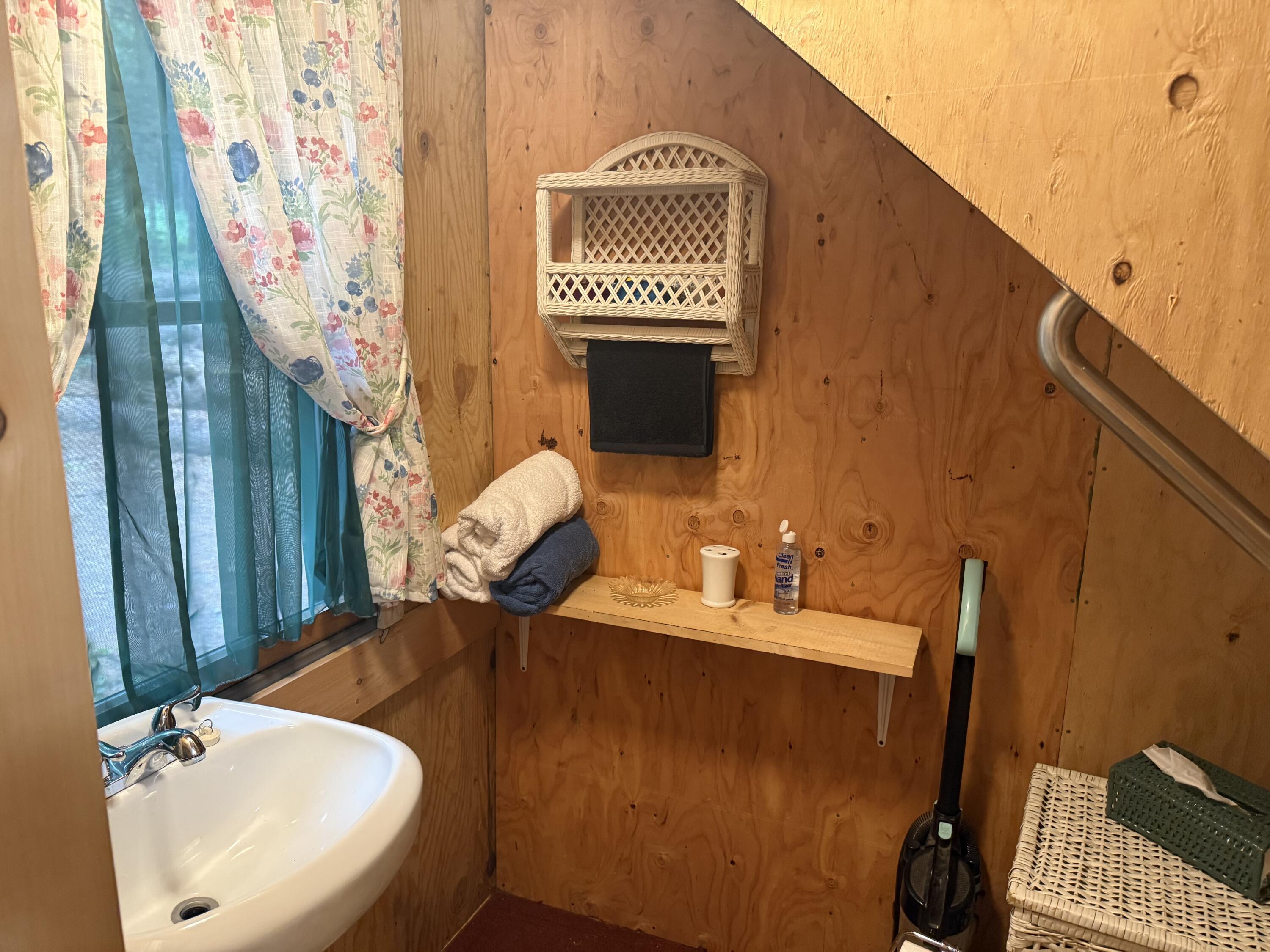 325 Calderwood Road, Washington, ME, 04574