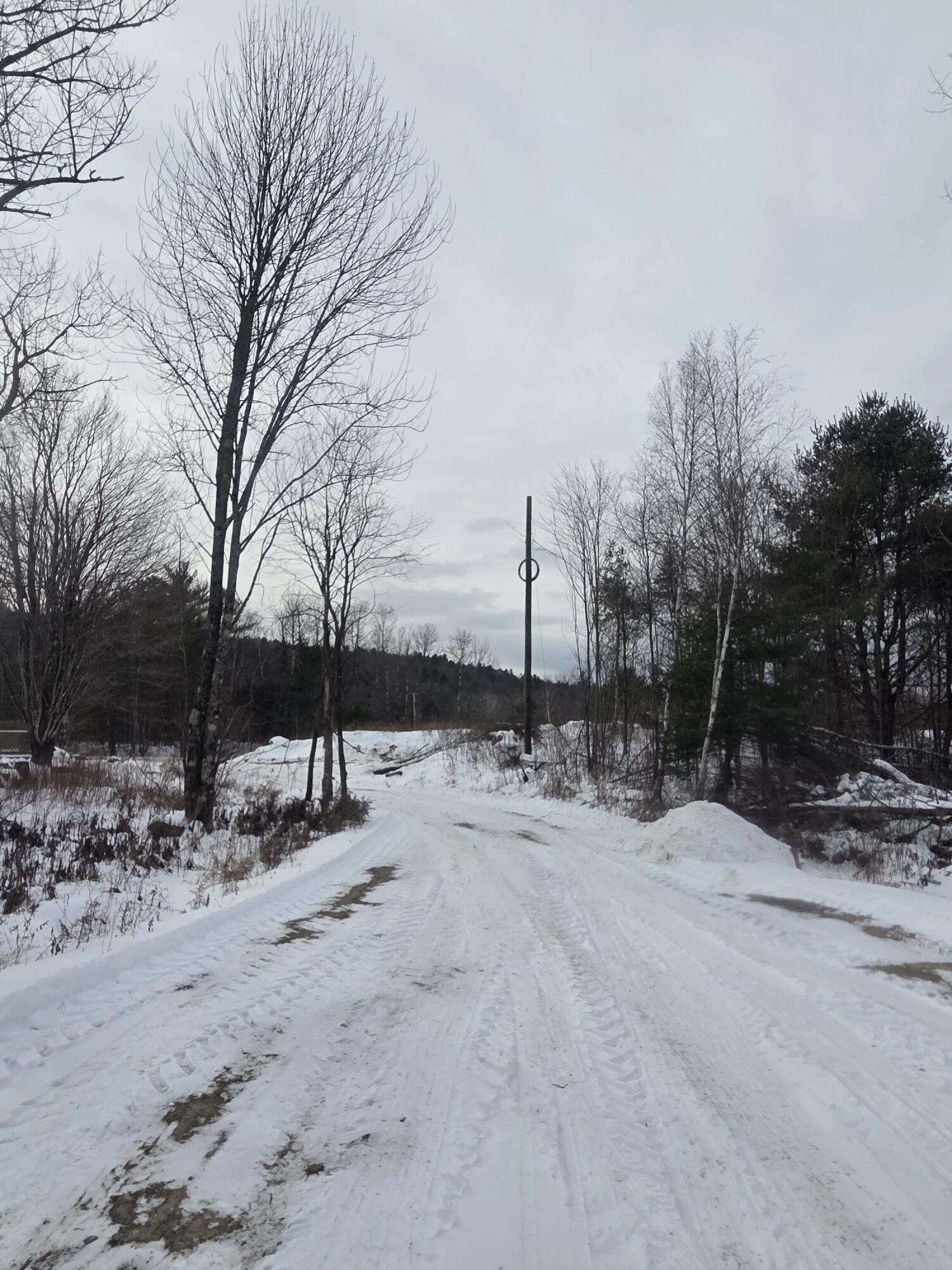 22 E Dixfield Road, Dixfield, ME, 04224