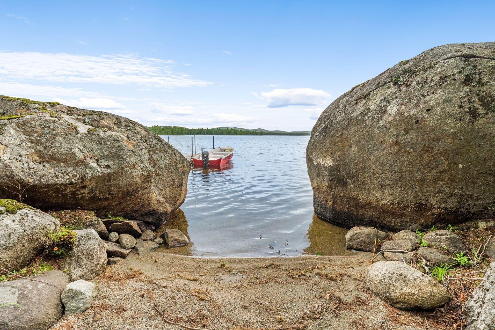 46-web-or-mls-687-e-madasgascal-pond-rd