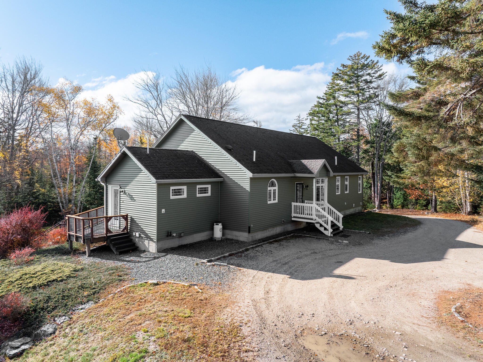 694 Lamoine Beach Road, Lamoine, ME, 04605