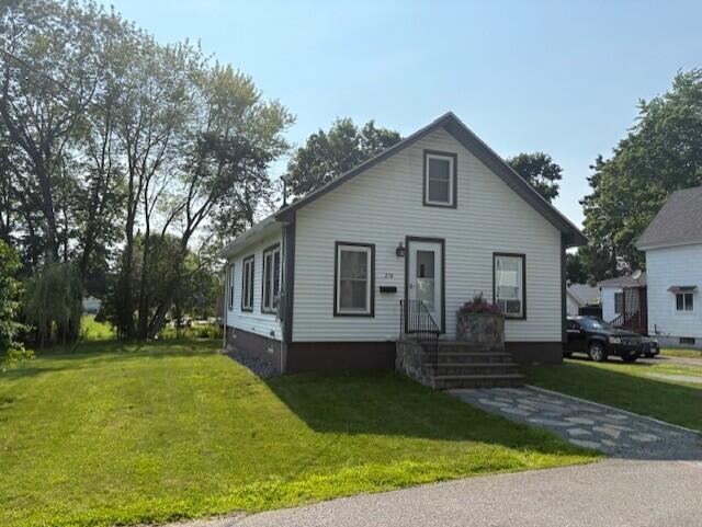 Photo of 274 Parkview Avenue Bangor ME 04401