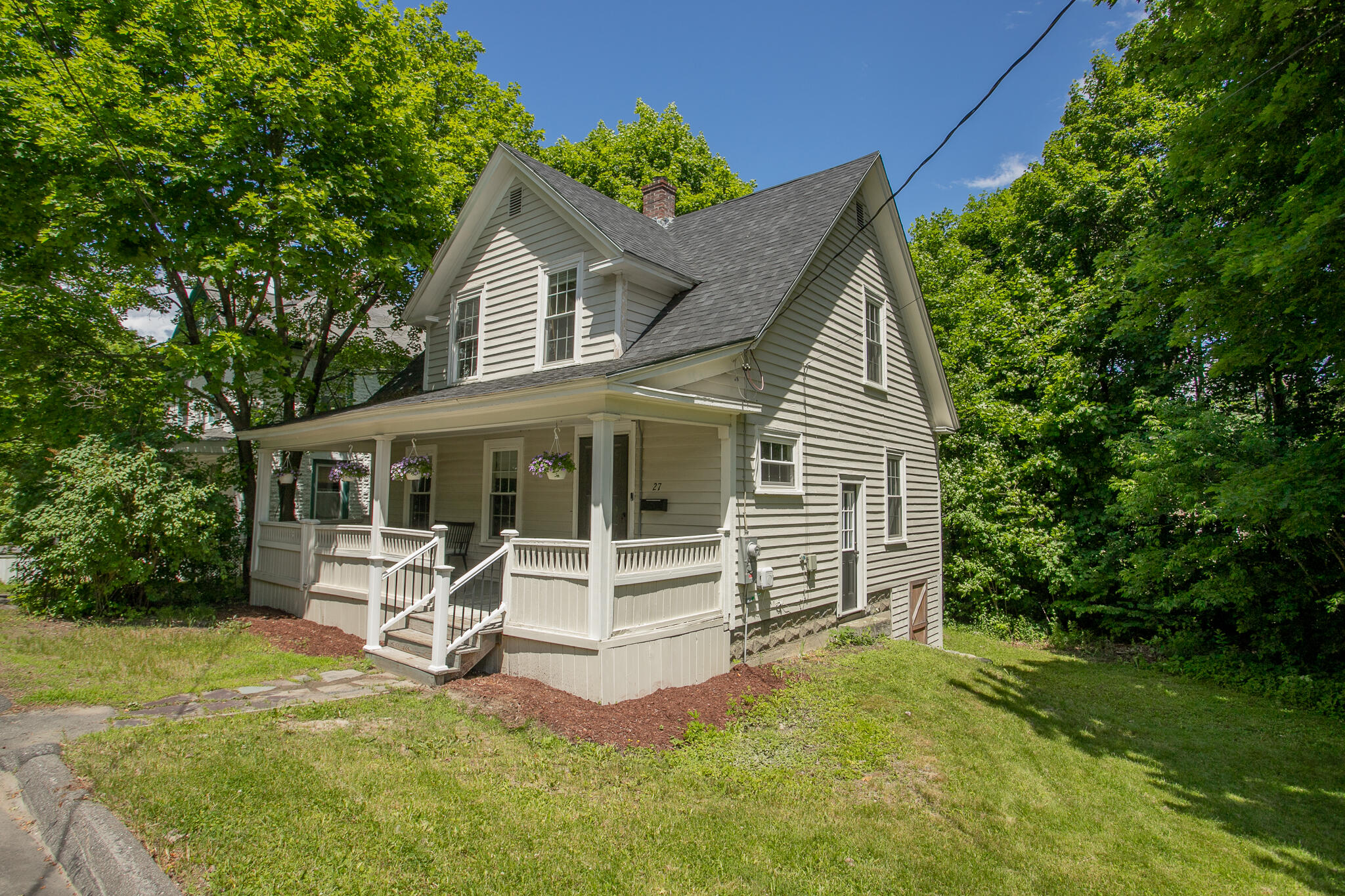 <p>Our Listings</p>