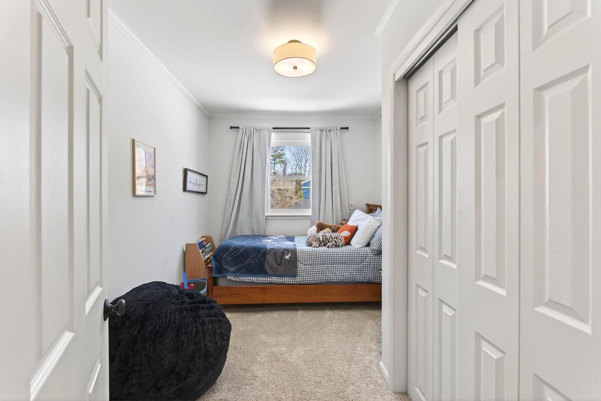 7 Lawn Avenue, Cumberland, ME, 04021