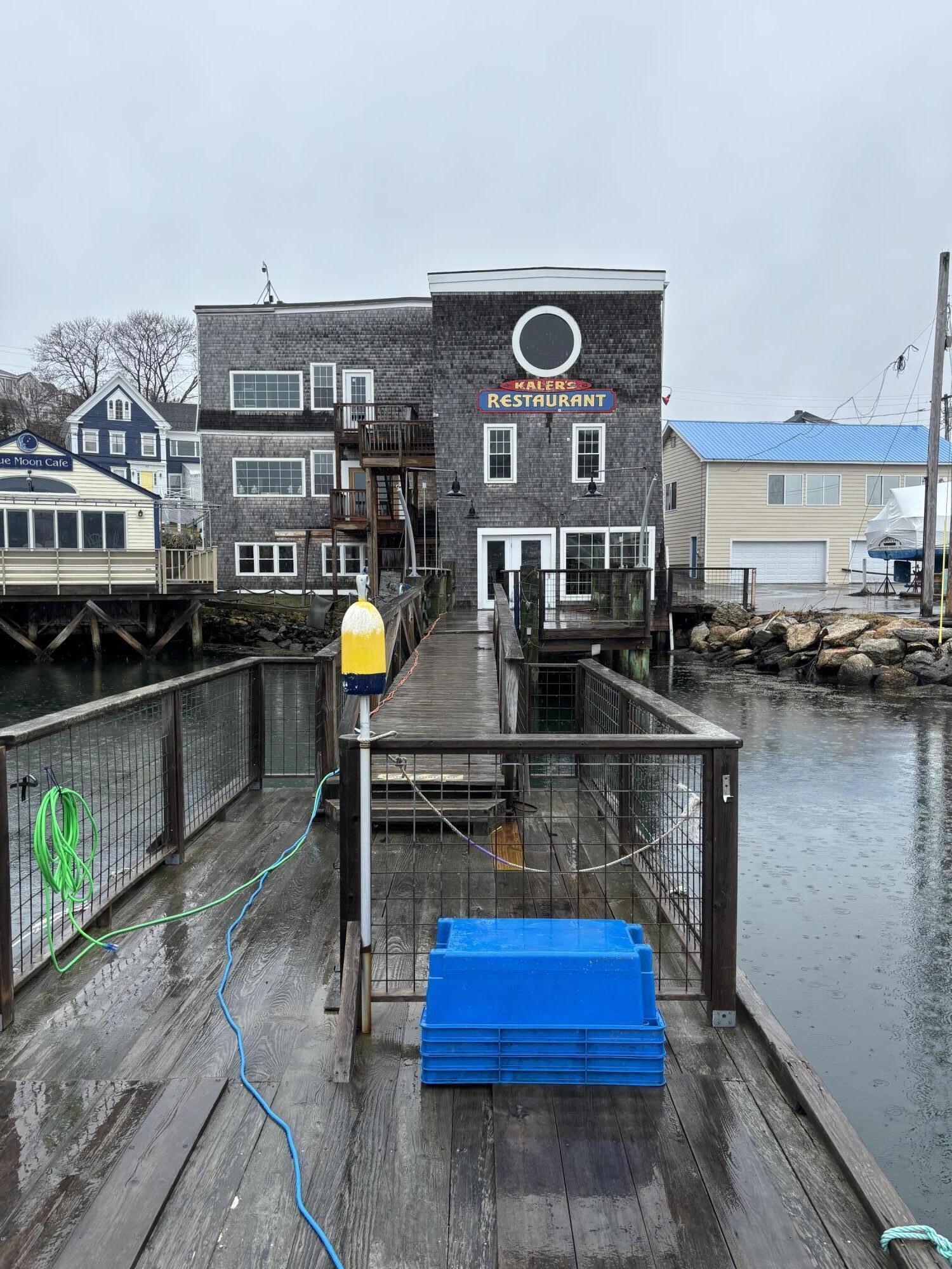 48 Commercial Street, Boothbay Harbor, ME, 04538