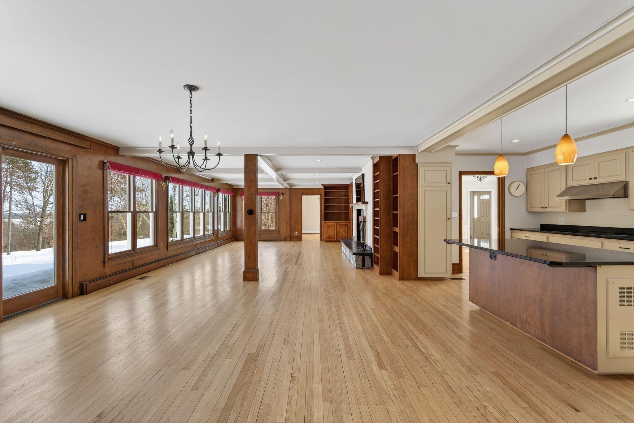 525 W Auburn Road, Auburn, ME, 04210