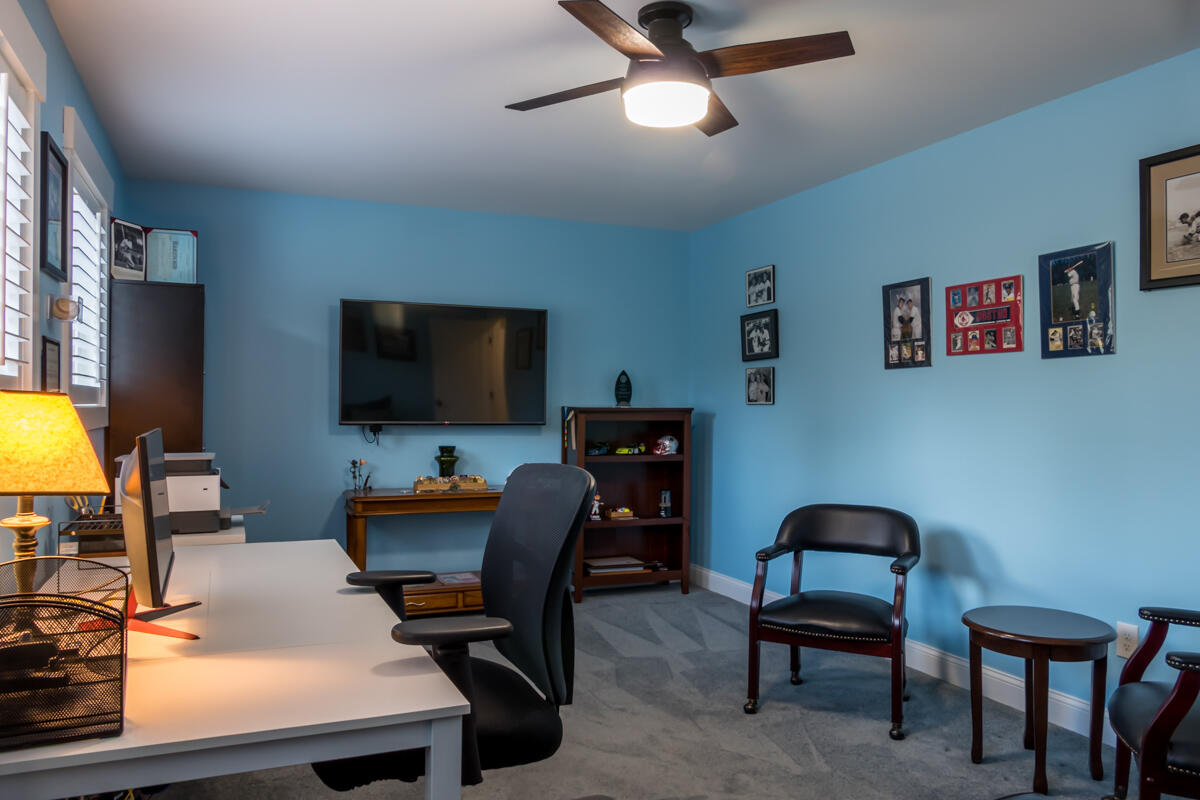 33 Eastfield Drive, Gray, ME, 04039