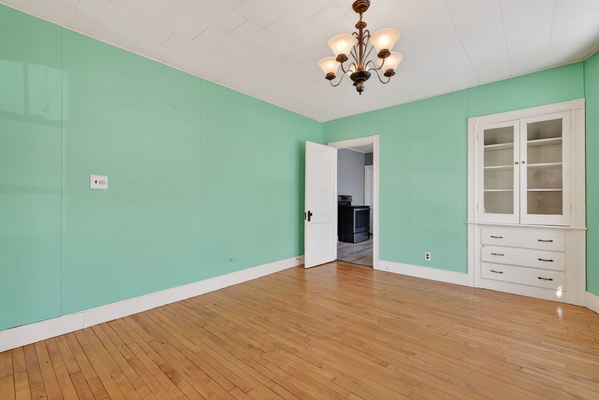 499 Brighton Avenue, Portland, ME, 04102