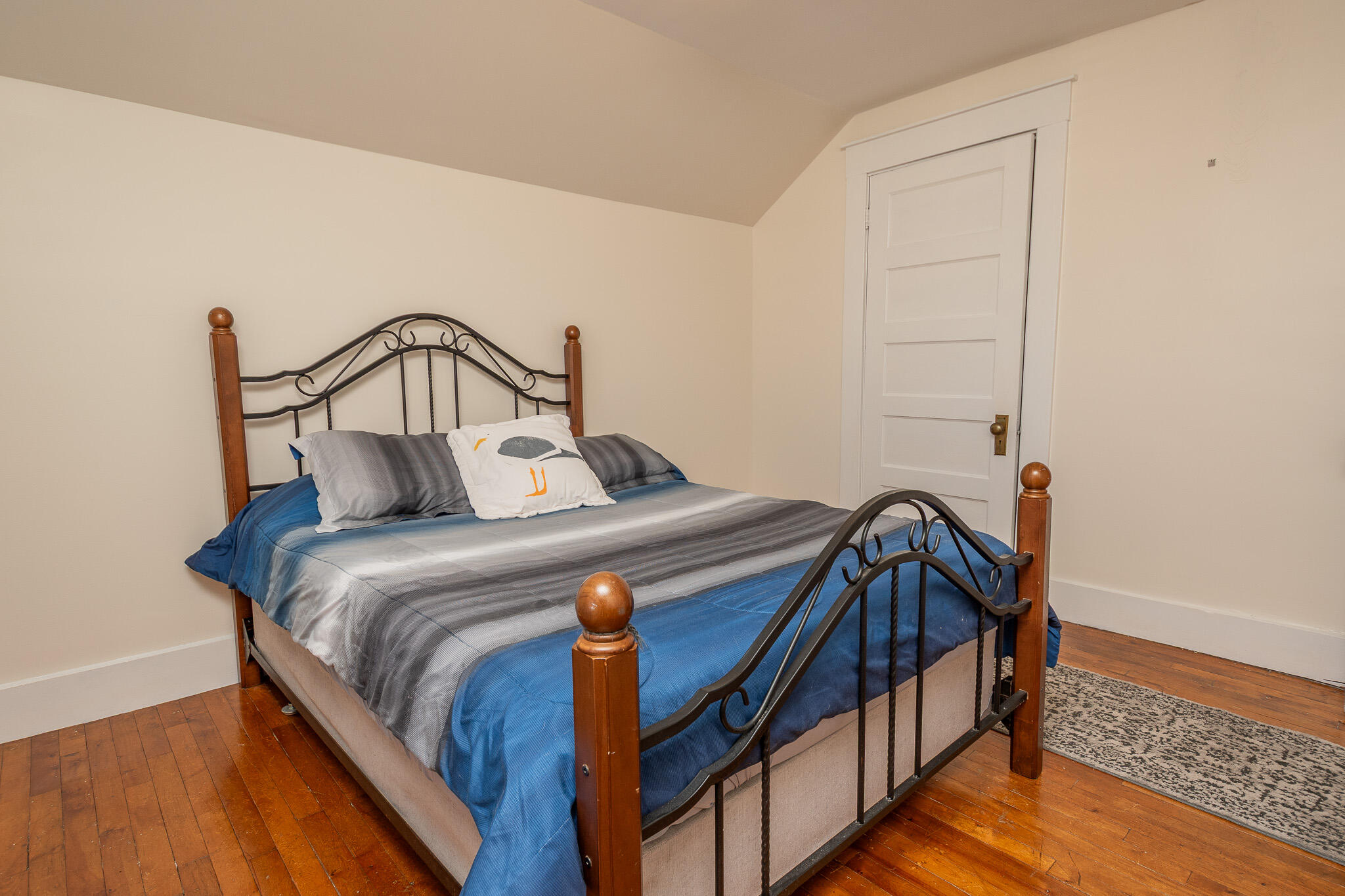 947 W Main Street, Dover-foxcroft, ME, 04426