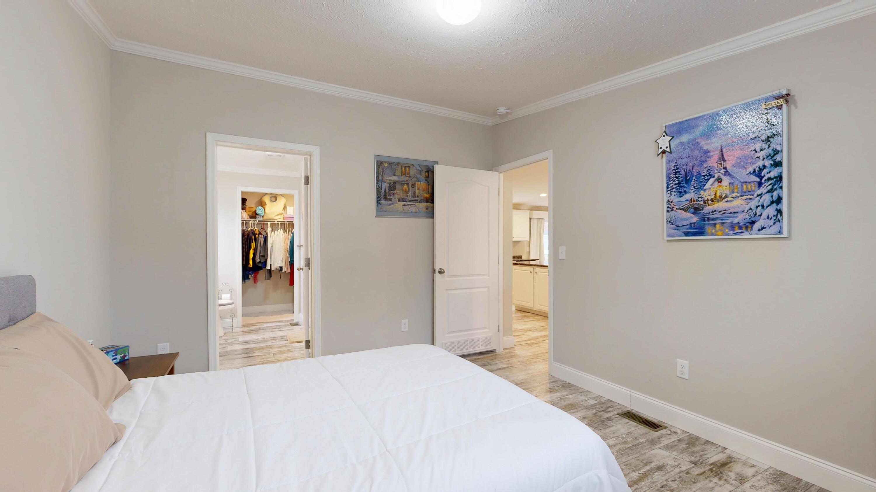 11 Trent Drive, Lisbon, ME, 04250