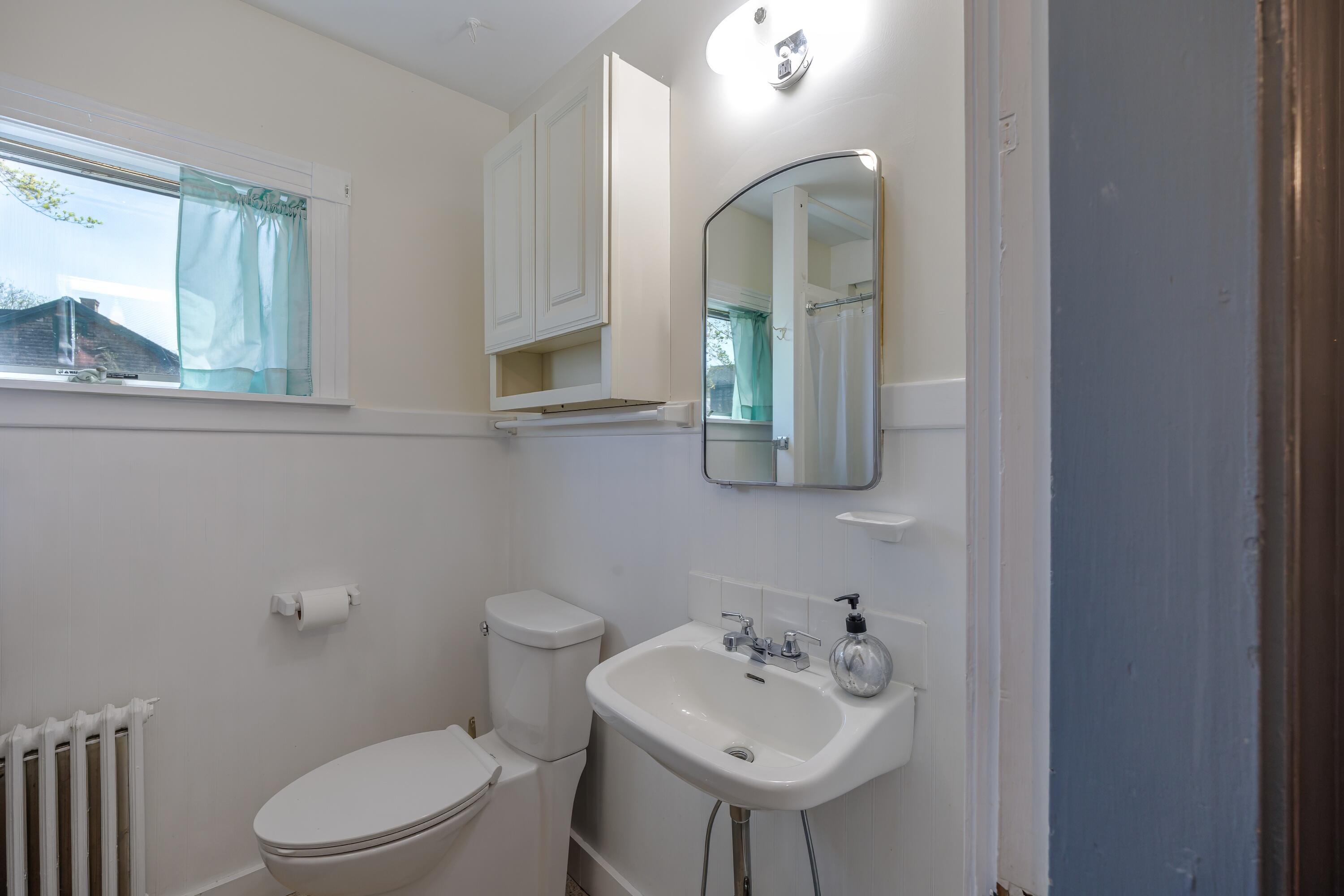 6 Sea Street, Northeast Harbor, Mount Desert, ME, 04662