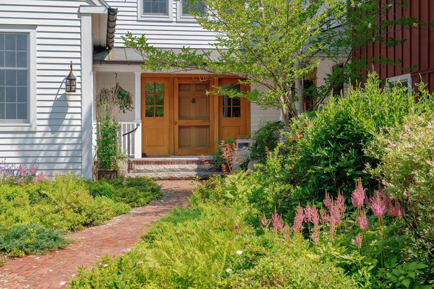 77 Manchester Road, Mount Desert, ME, 04662