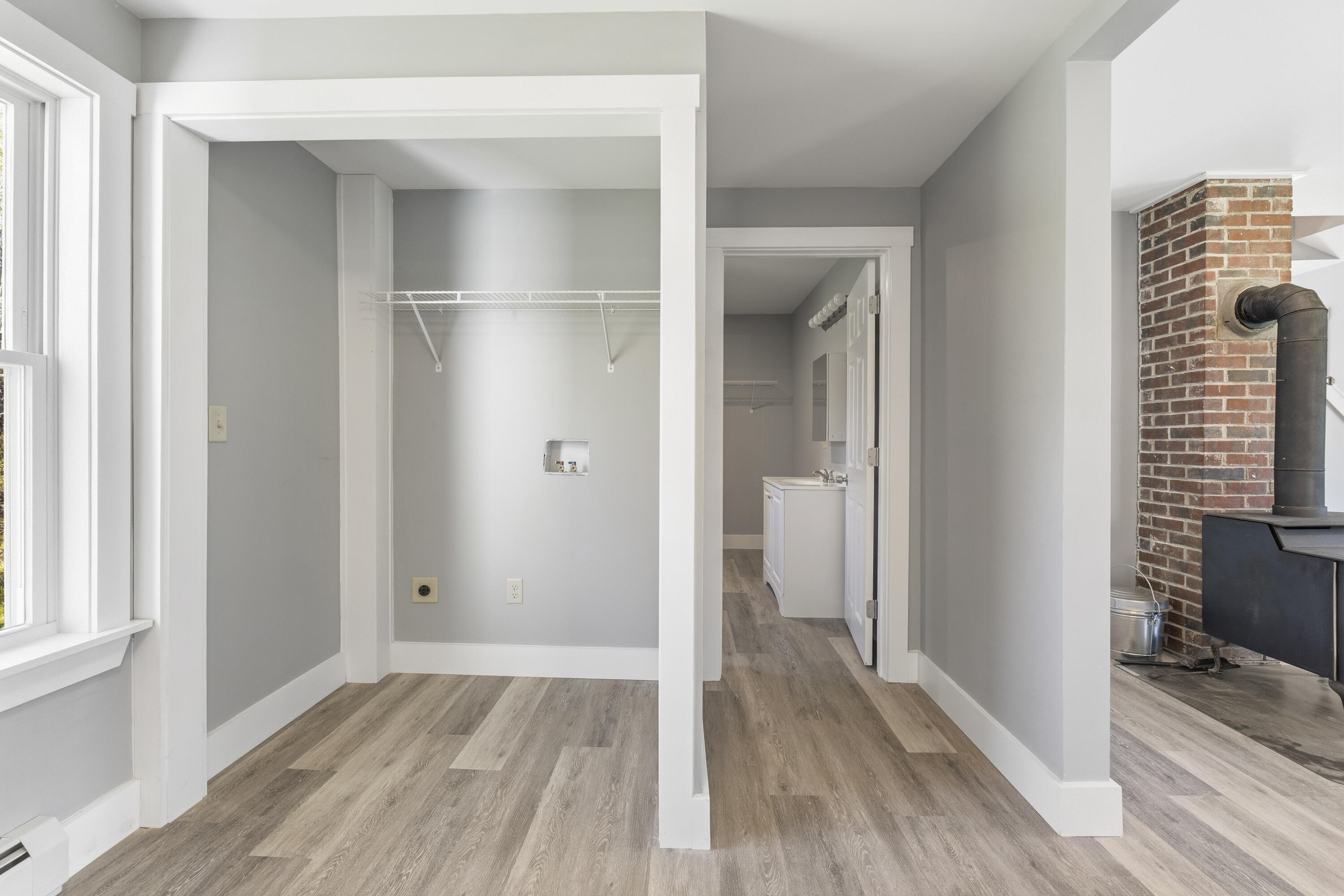 222 River Road, Richmond, ME, 04357