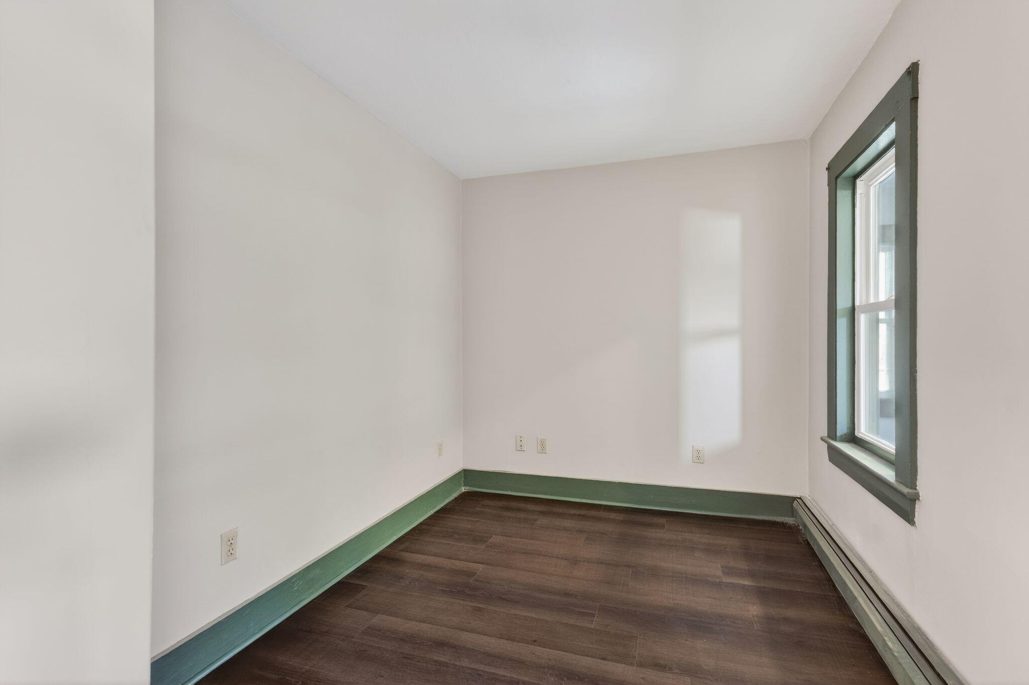 87 Pioneer Avenue, Sanford, ME, 04073