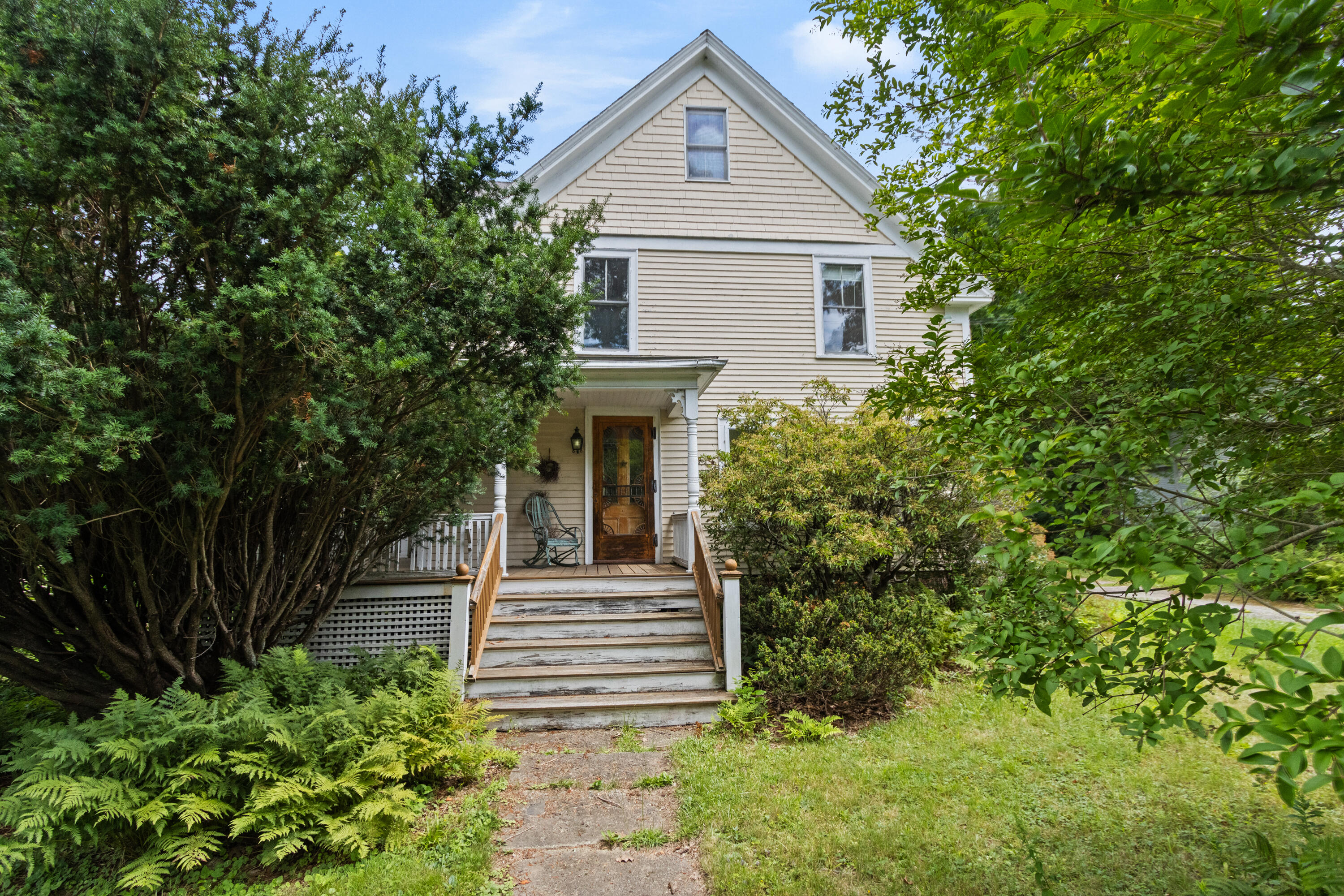 Photo of 19 Pepperrell Road Kittery ME 03905