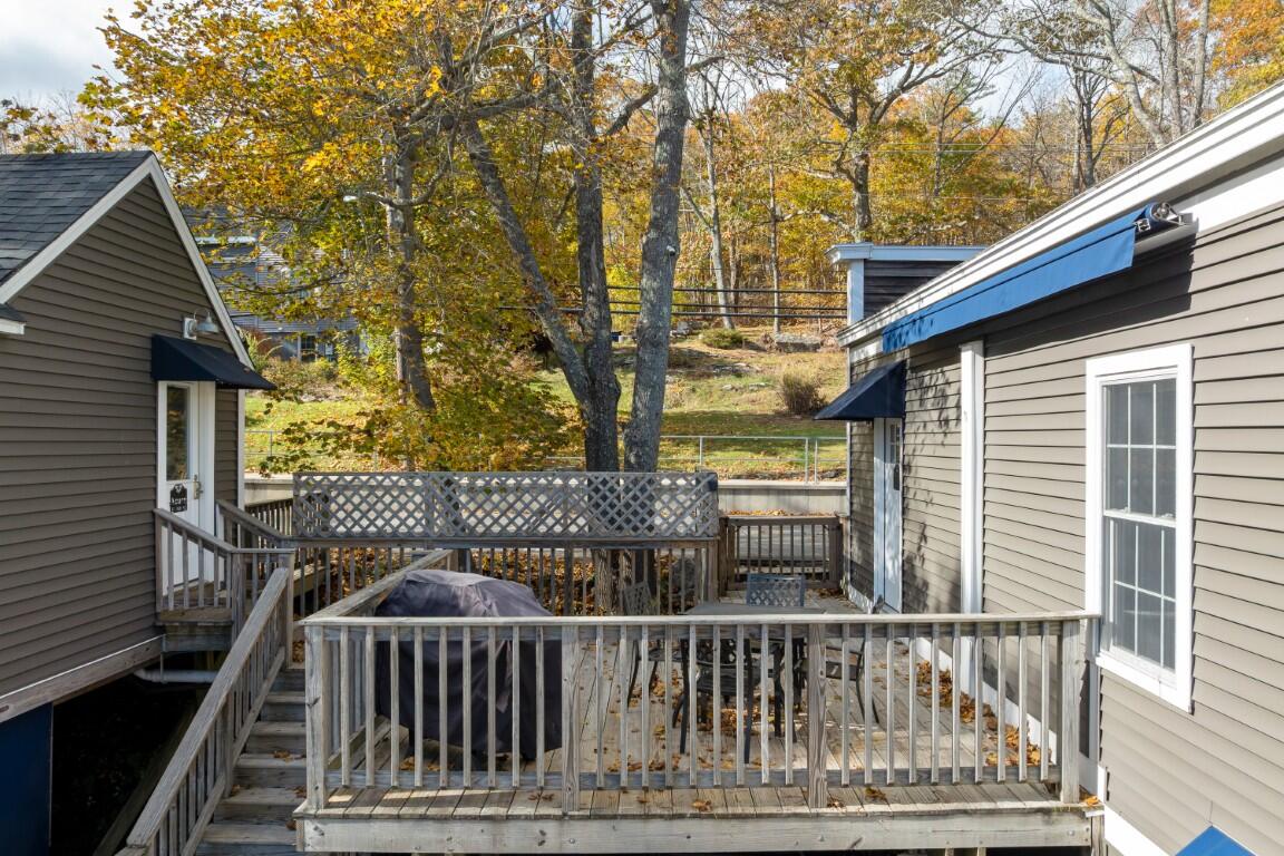 43 Oak Street, Boothbay Harbor, ME, 04538