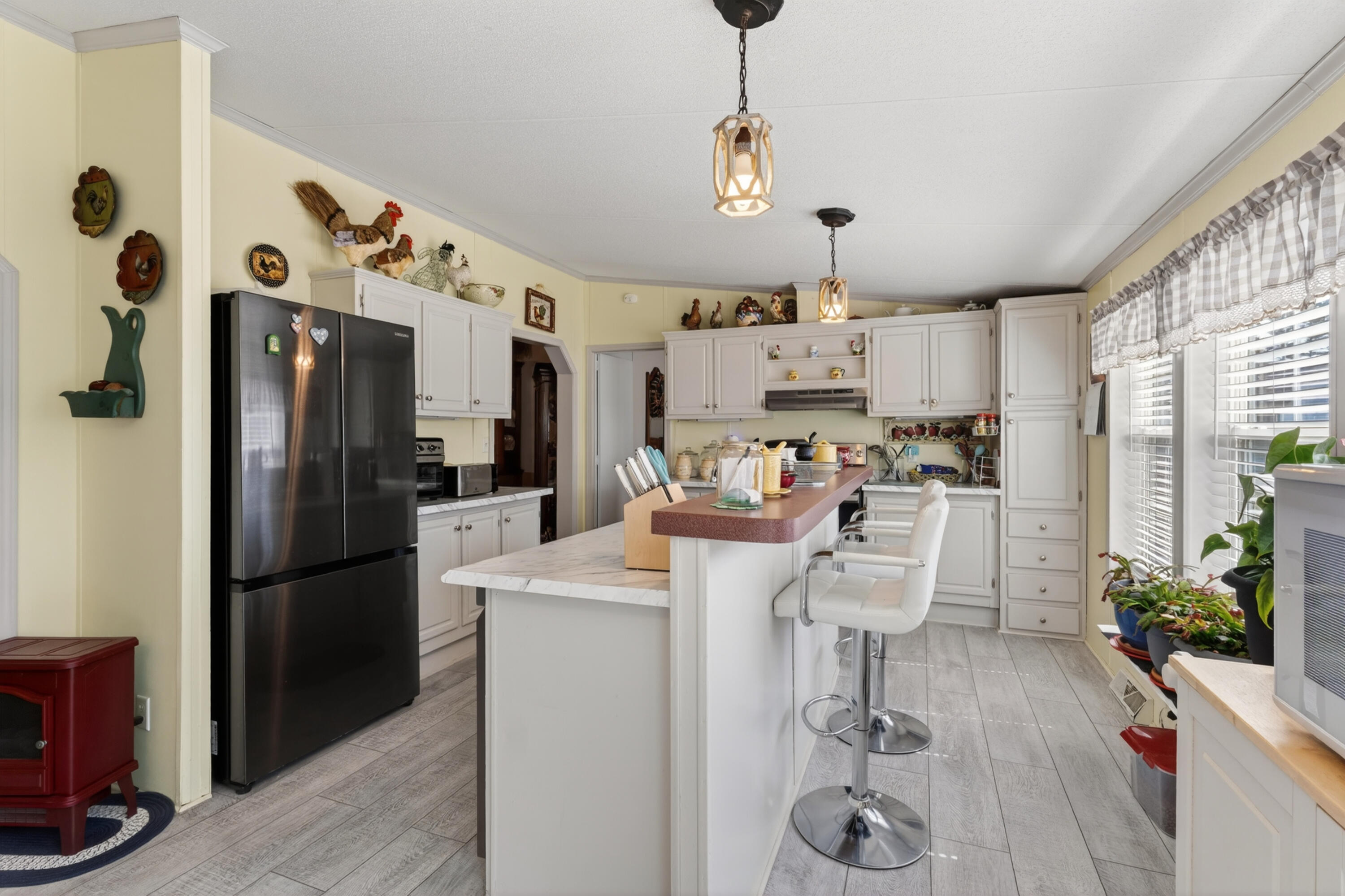 5 Freedom Lane, Belfast, ME, 04915