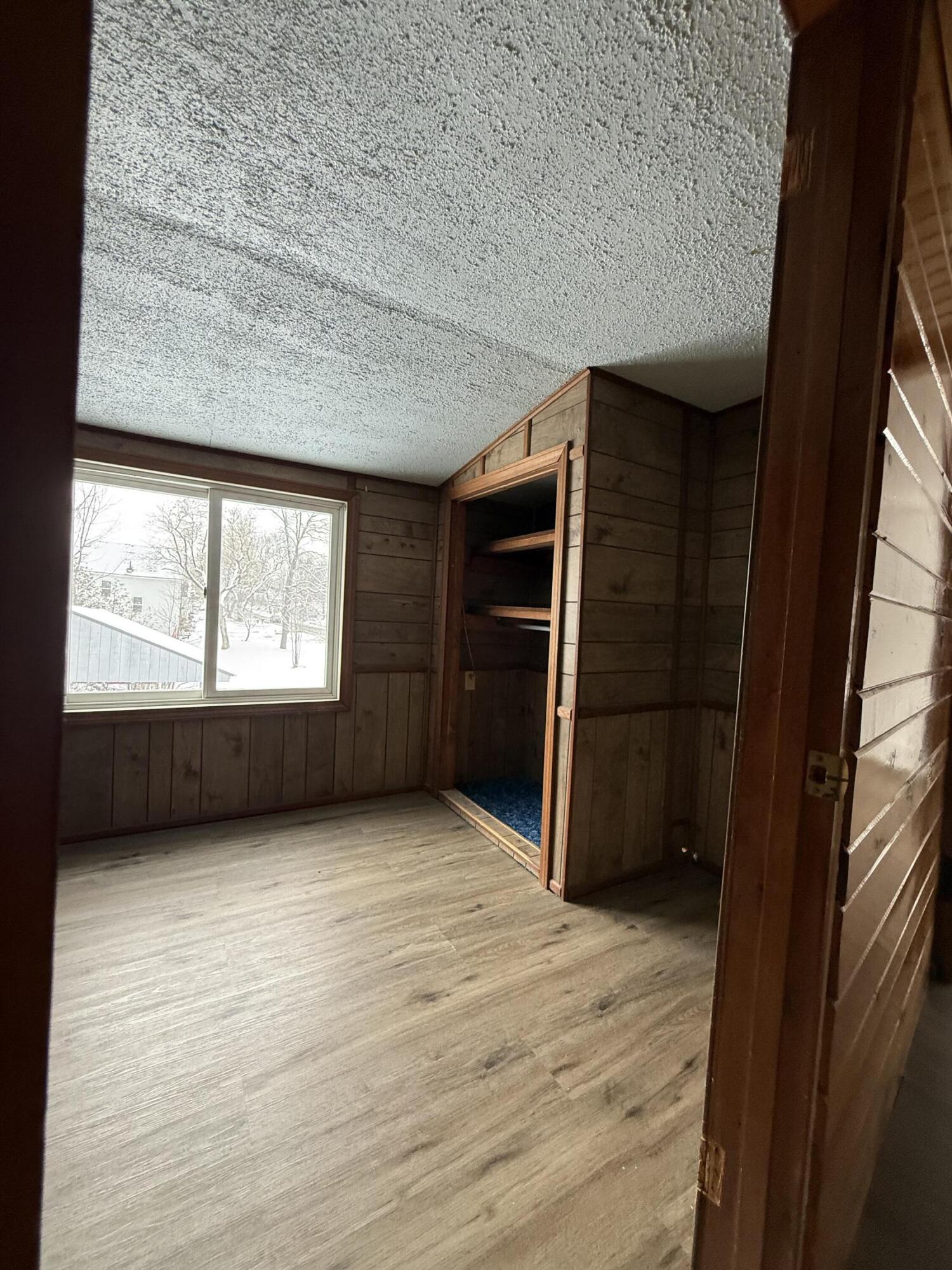 37 Pleasant Street, Milo, ME, 04463