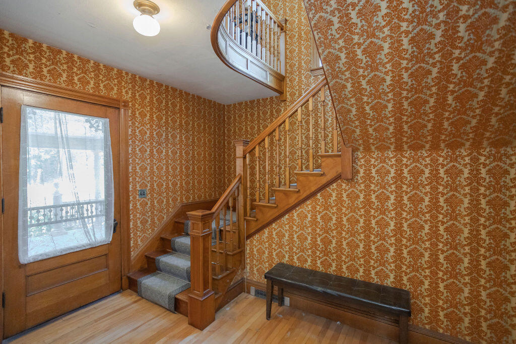 72 Main Street, Peru, ME, 04290