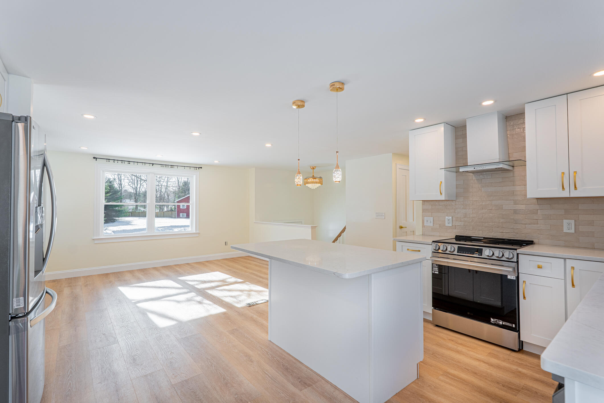 18 Eaton Drive, Buxton, ME, 04093