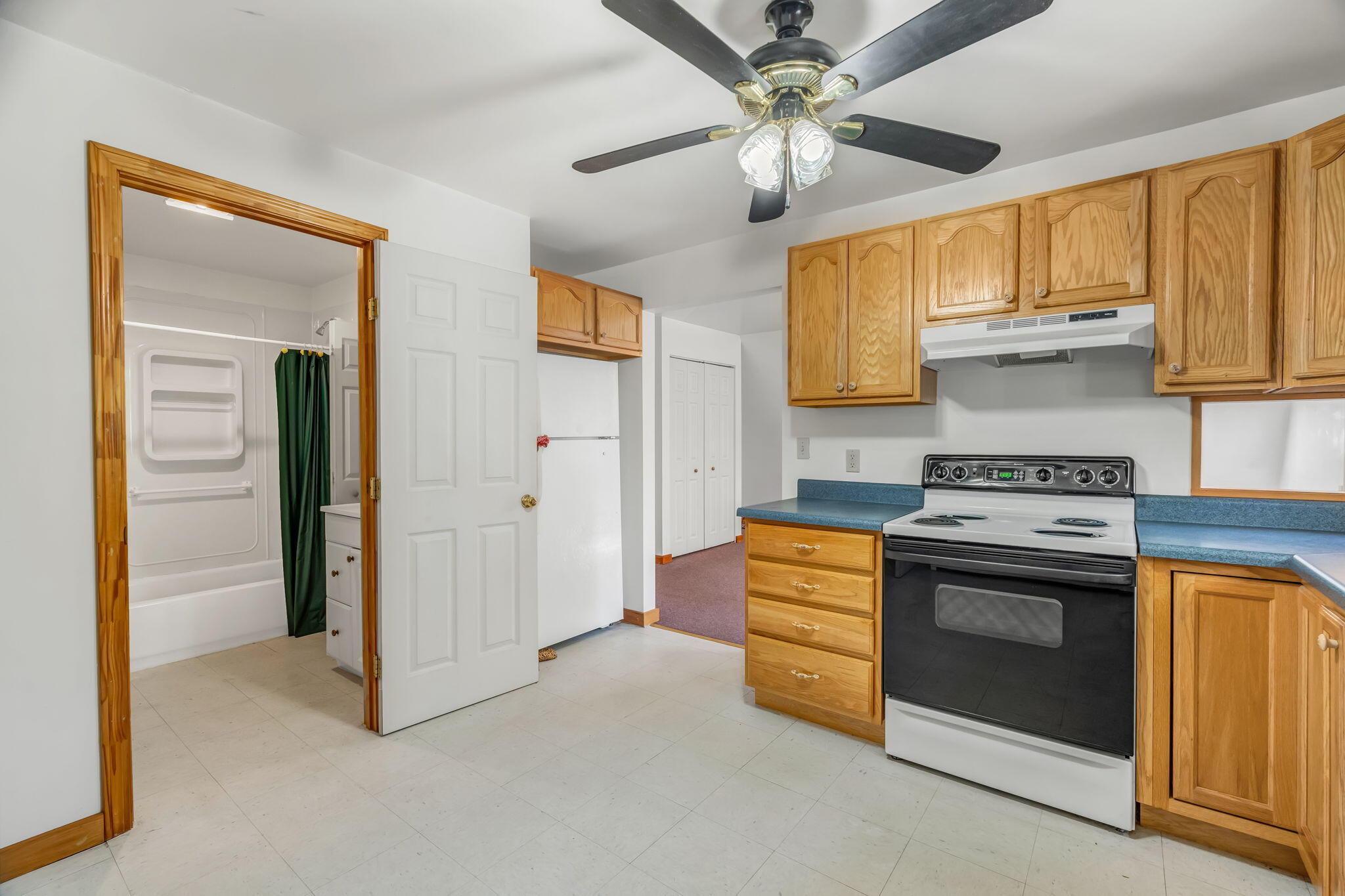 28 Main Street Hill, Dexter, ME, 04930