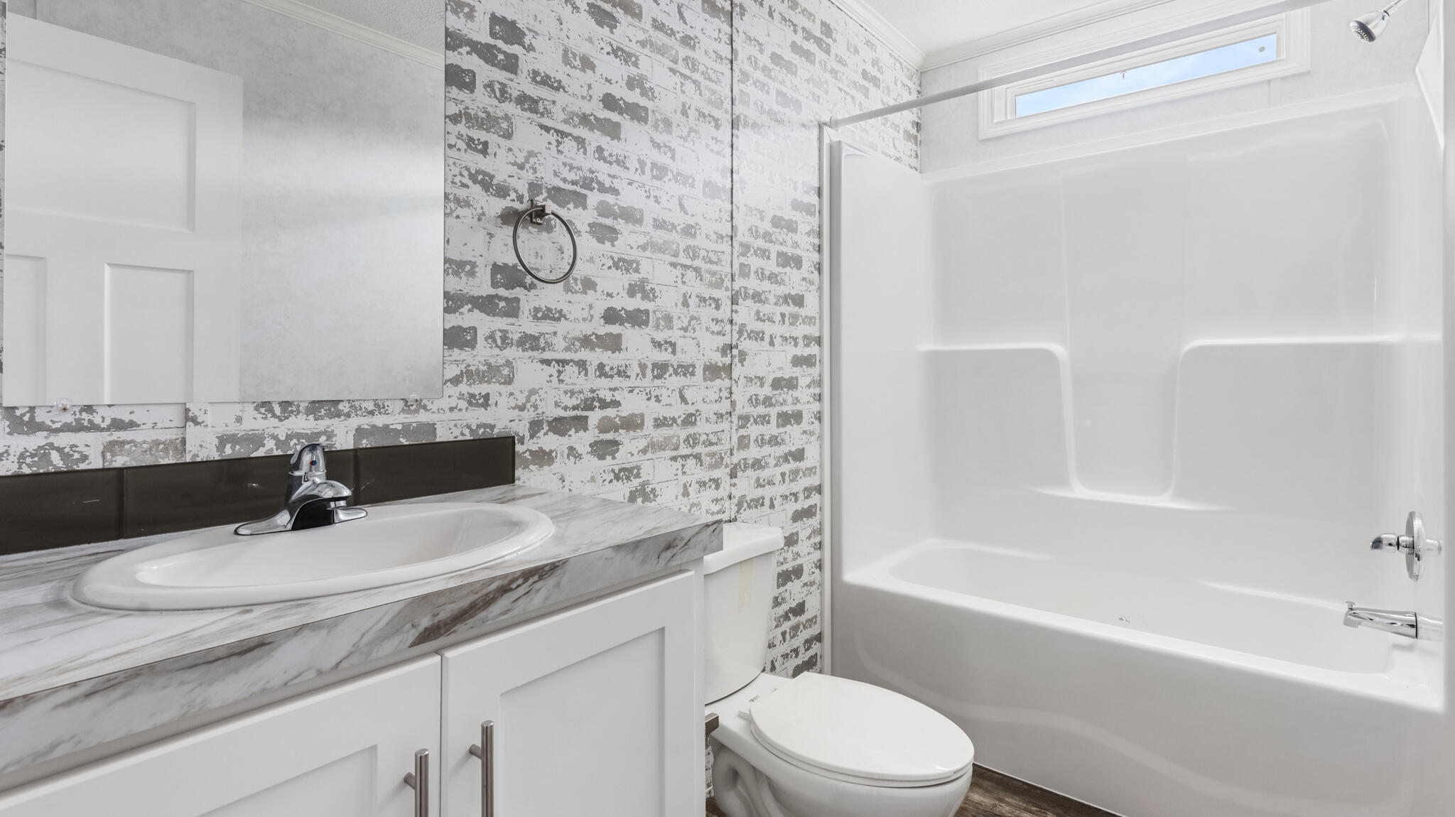 30 Main Road, Holden, ME, 04429