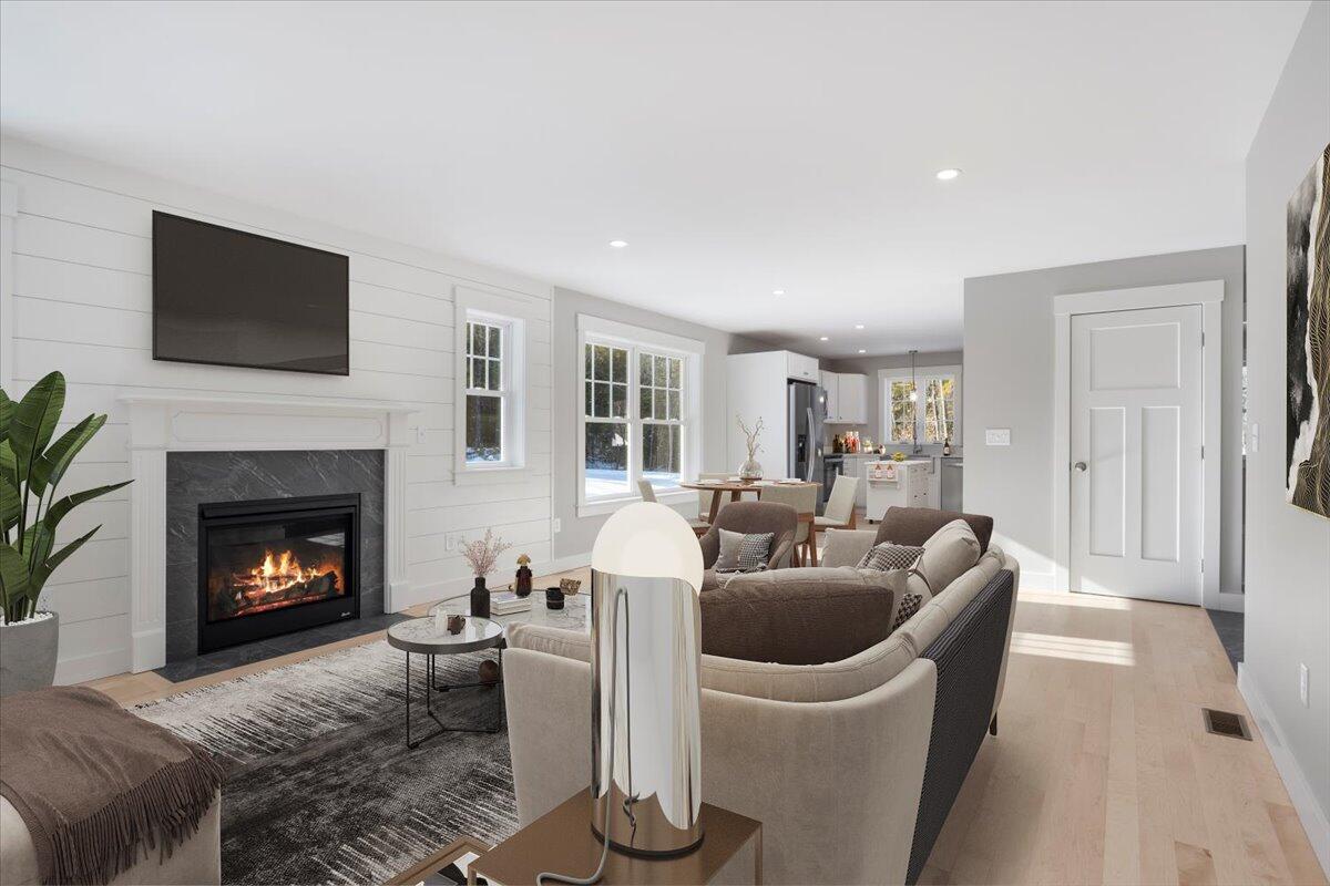 1 Cortland Place UNIT 7, Standish, ME, 04084