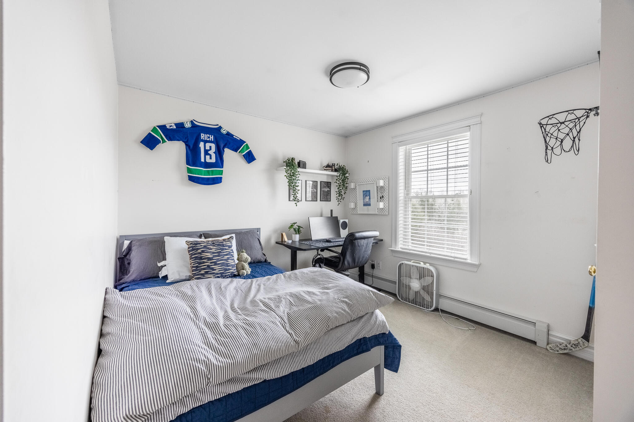 32 Country Meadow Drive, Hampden, ME, 04444