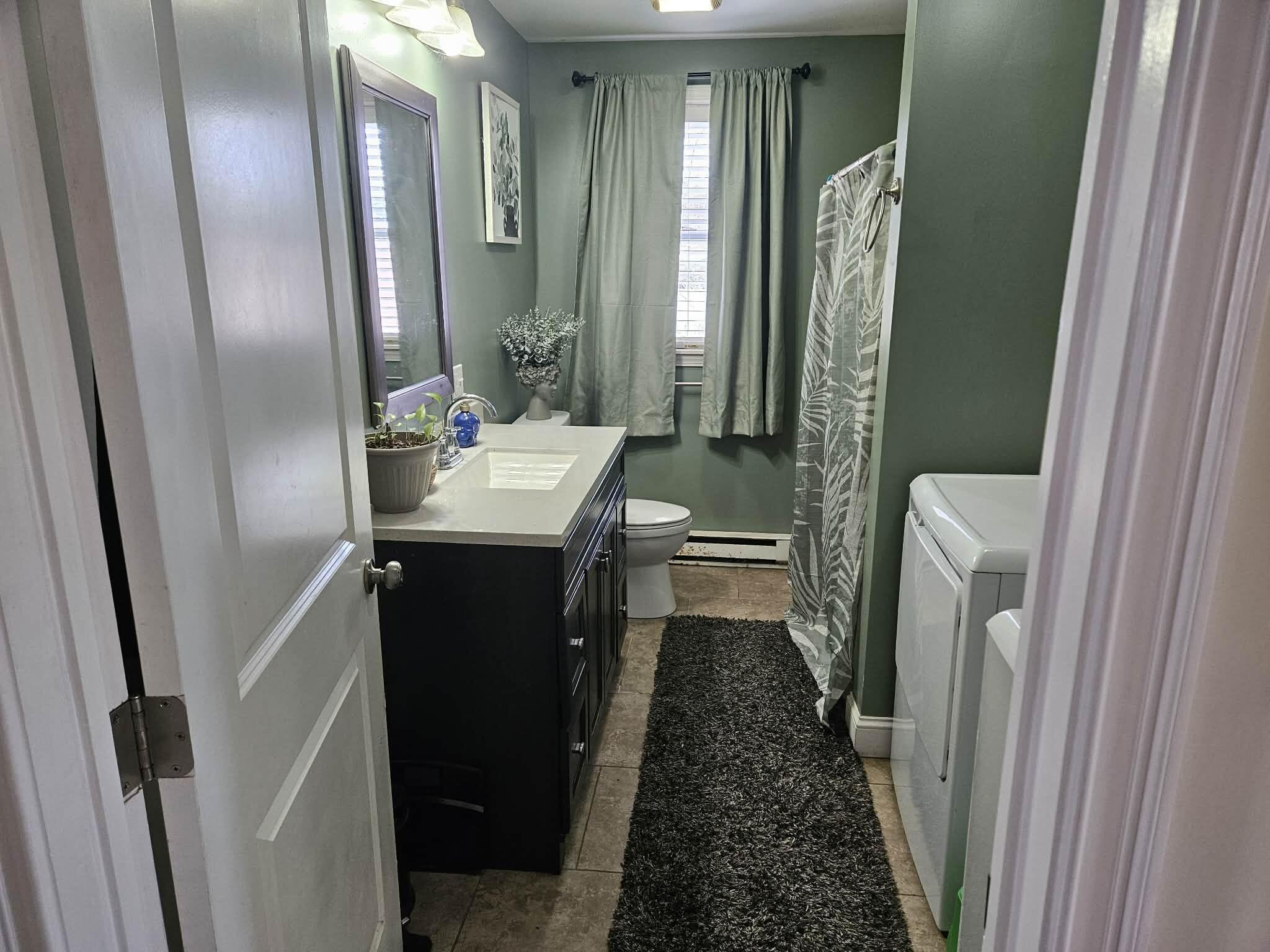 18 King Avenue, Lewiston, ME, 04240