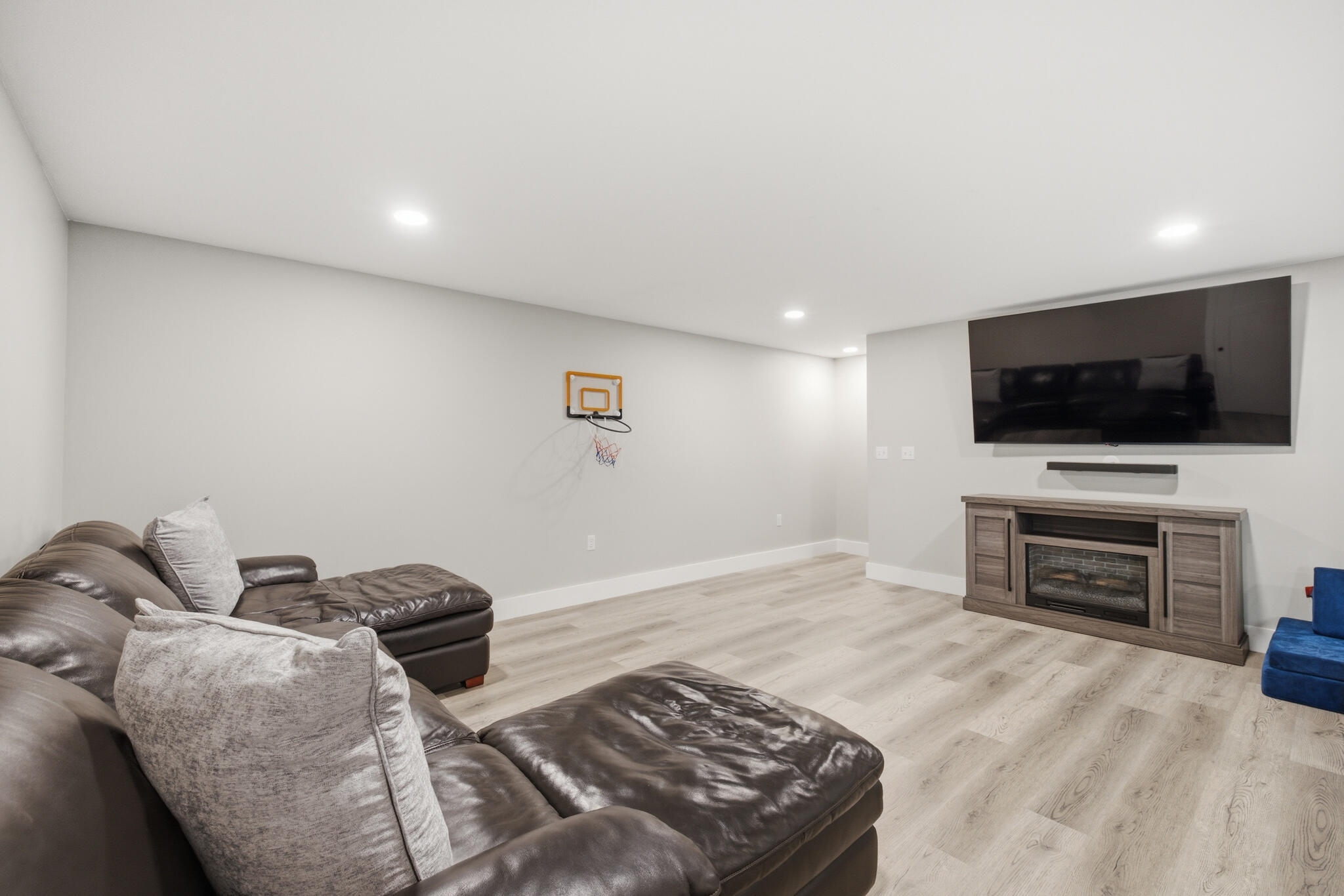 110 Berkshire Way, Westbrook, ME 04092 3G0A3500