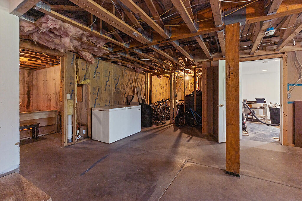 43 Brookside Lane, Freeman Twp, ME, 04983