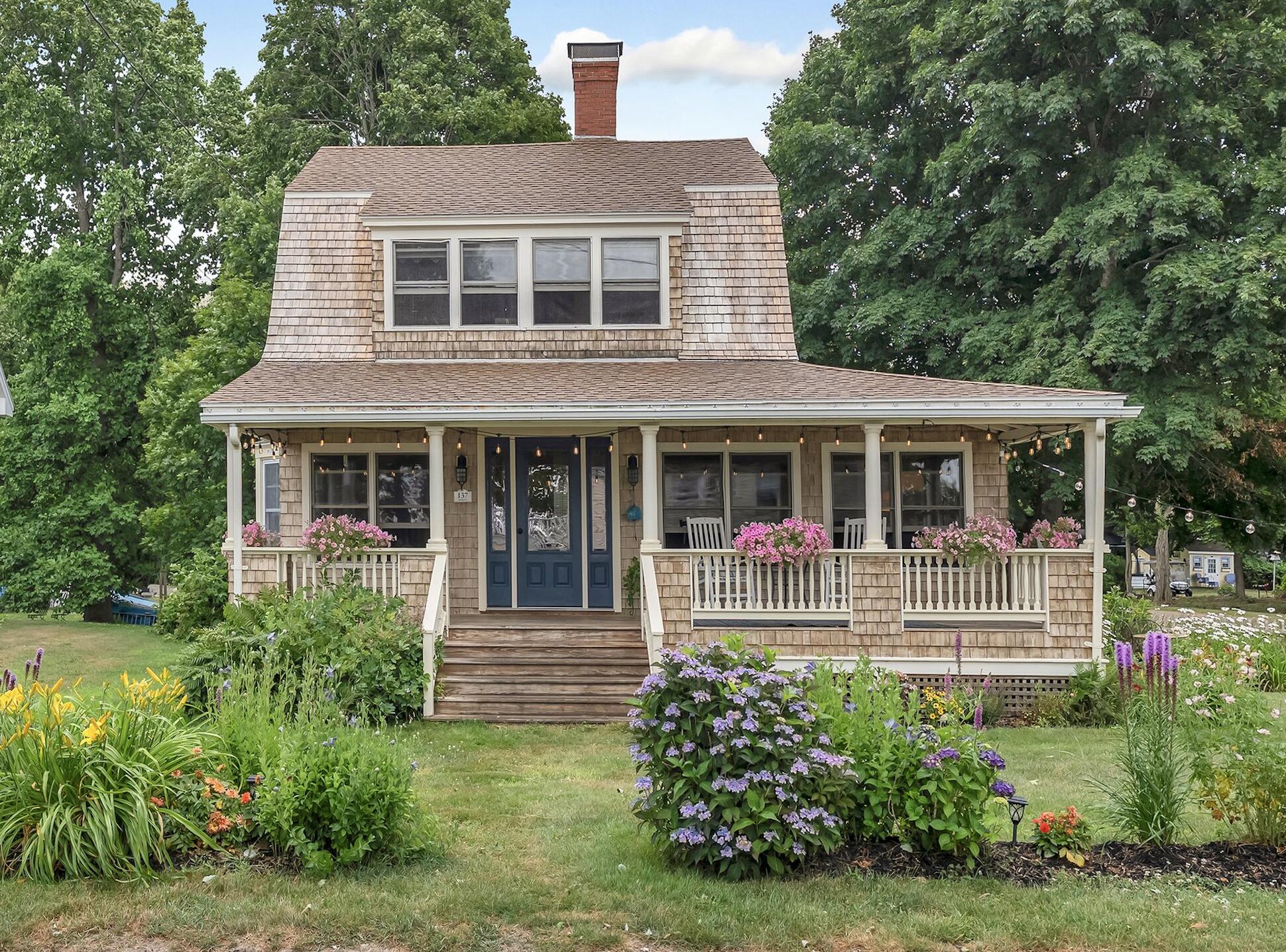 Photo of 137 Island Avenue Long Island ME 04050