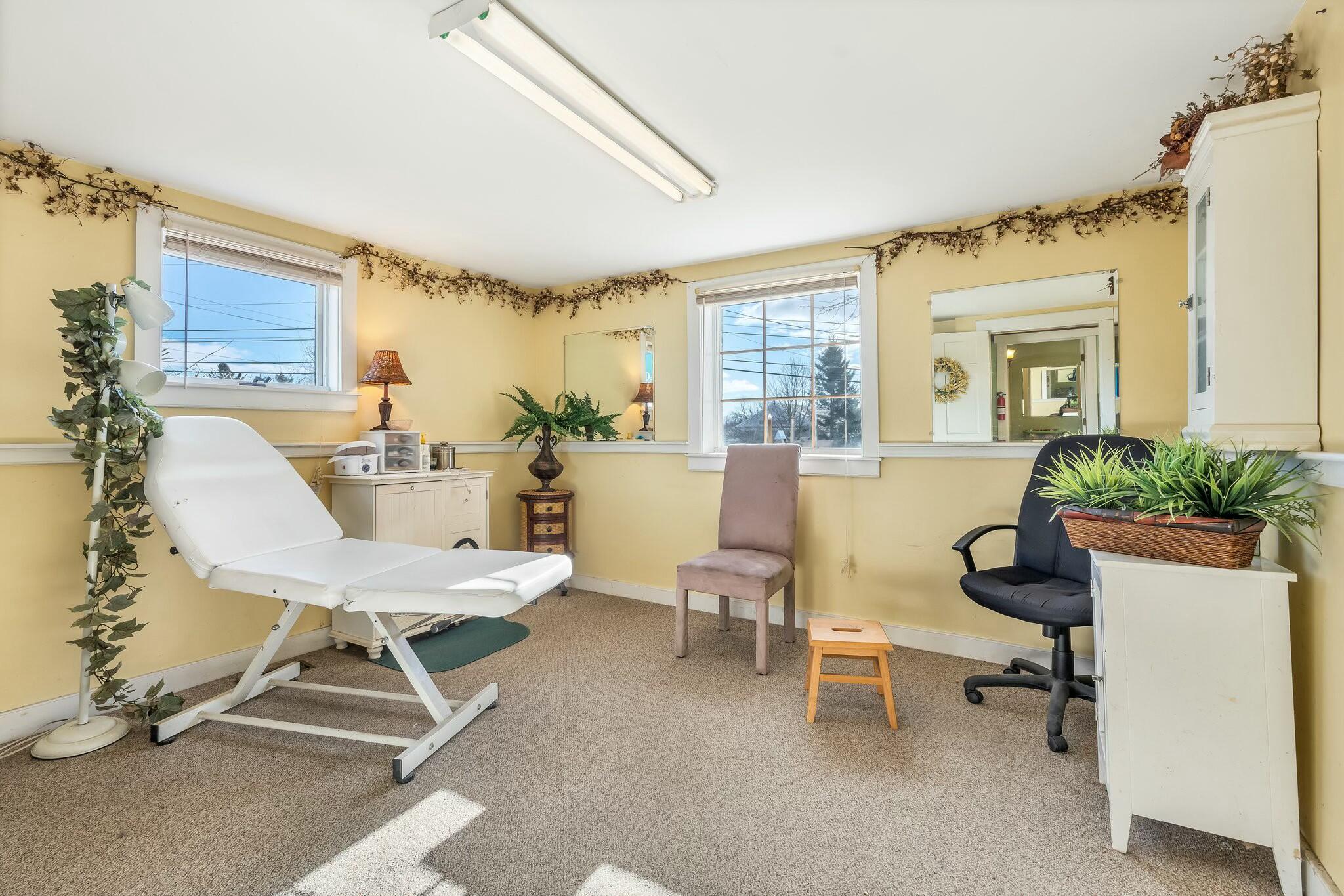 242 Park Street, Rockland, ME, 04841