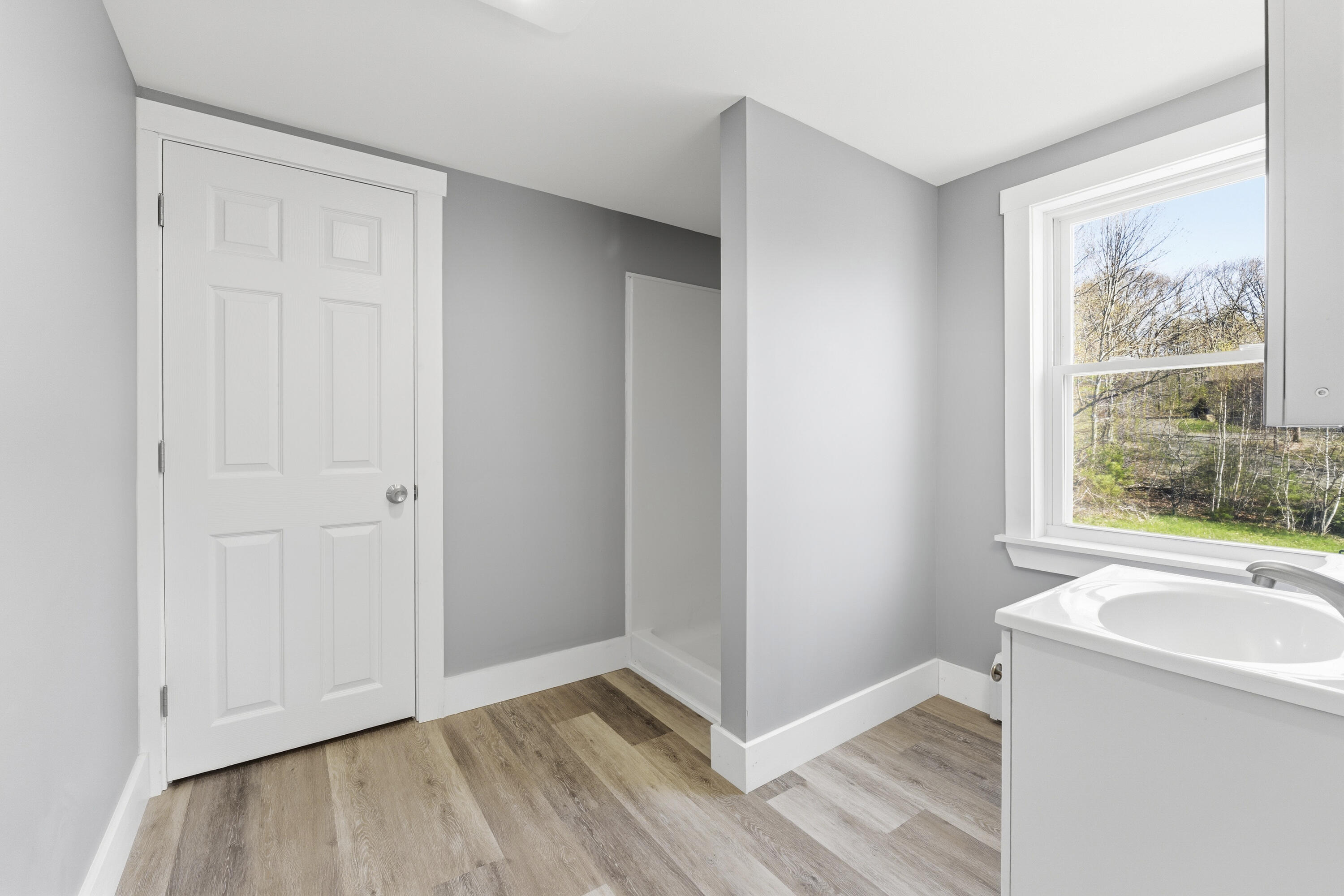 222 River Road, Richmond, ME, 04357