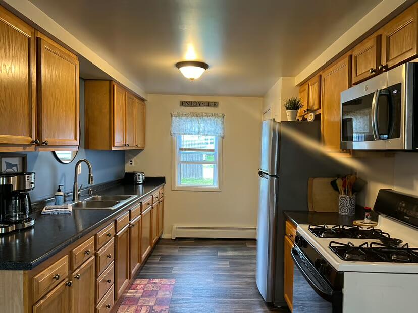 456 Essex Street, Dover-Foxcroft, ME 04426 — photo 19