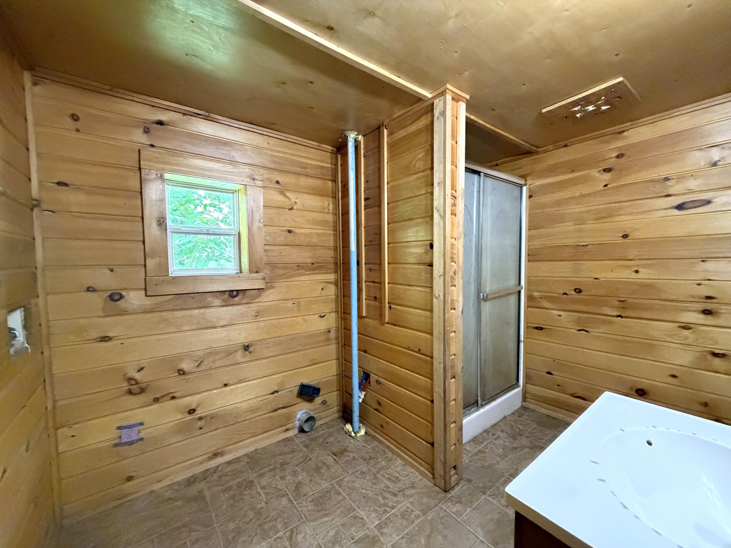 16 Craig Lane, Sangerville, ME 04479 IMG_5274