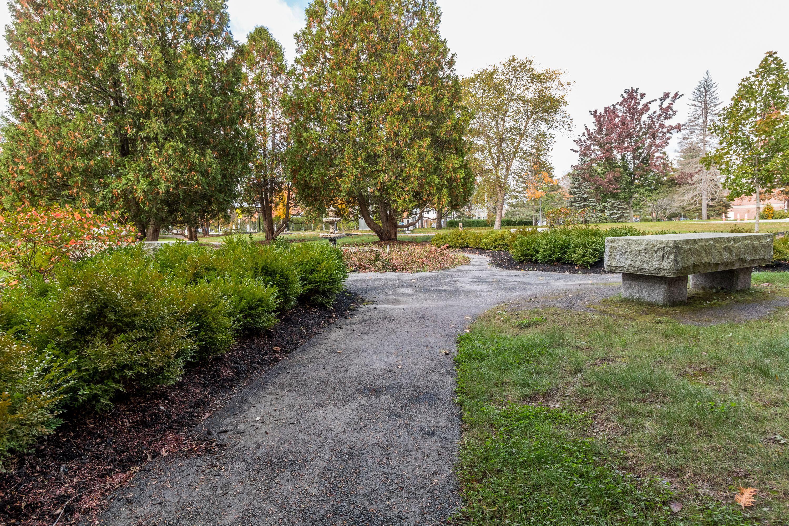 60 Moonlight Drive, Holden, ME, 04429