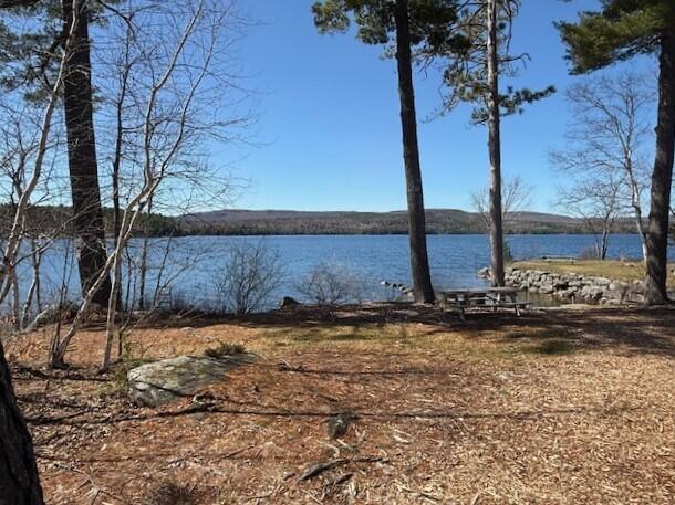 14 Lakeshore Drive, Belgrade, ME, 04917