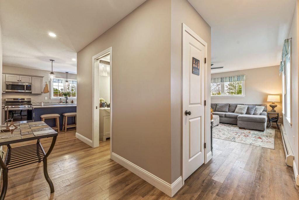 11 Estes Drive, Standish, ME, 04085