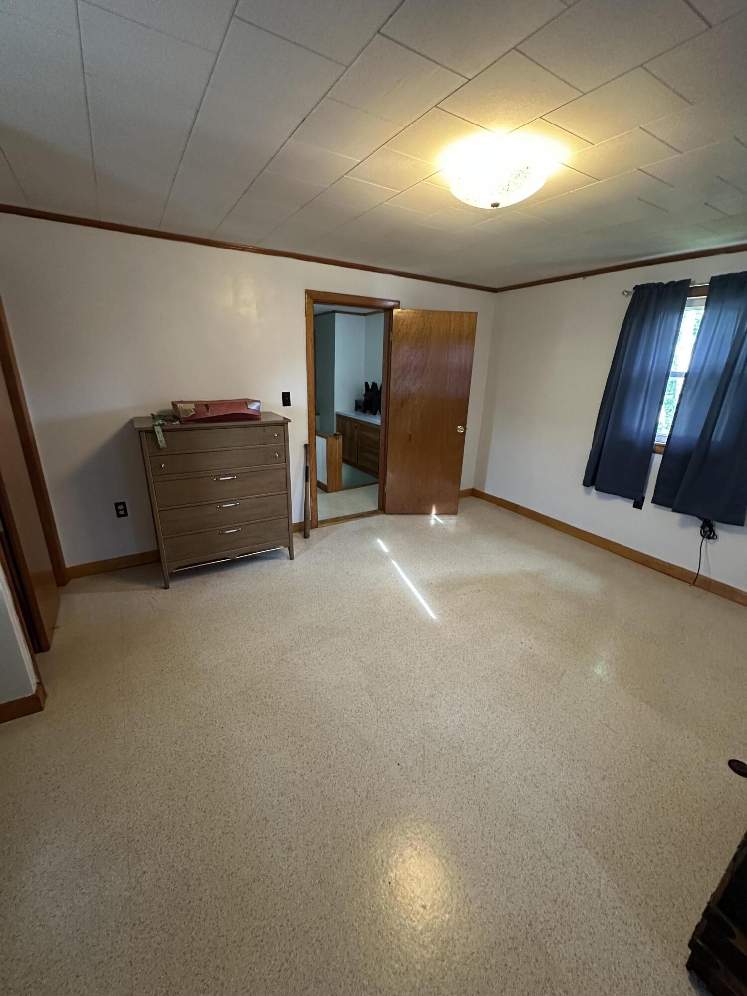 47 York Street, Millinocket, ME, 04462