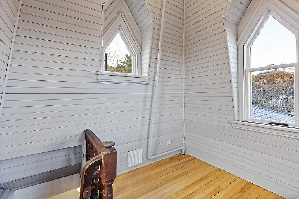 15 Middle Street UNIT 3, Hallowell, ME, 04347