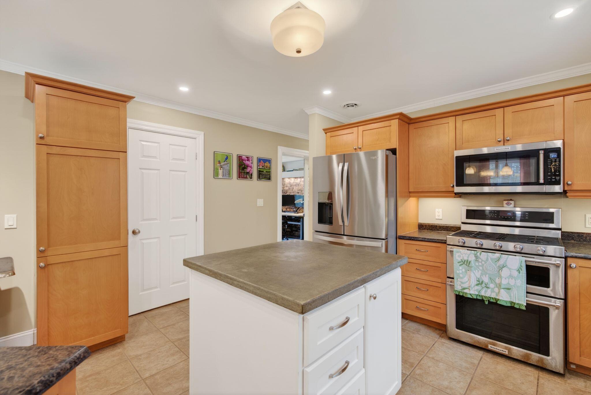 110 Gordon Farms Road, Gorham, ME, 04038