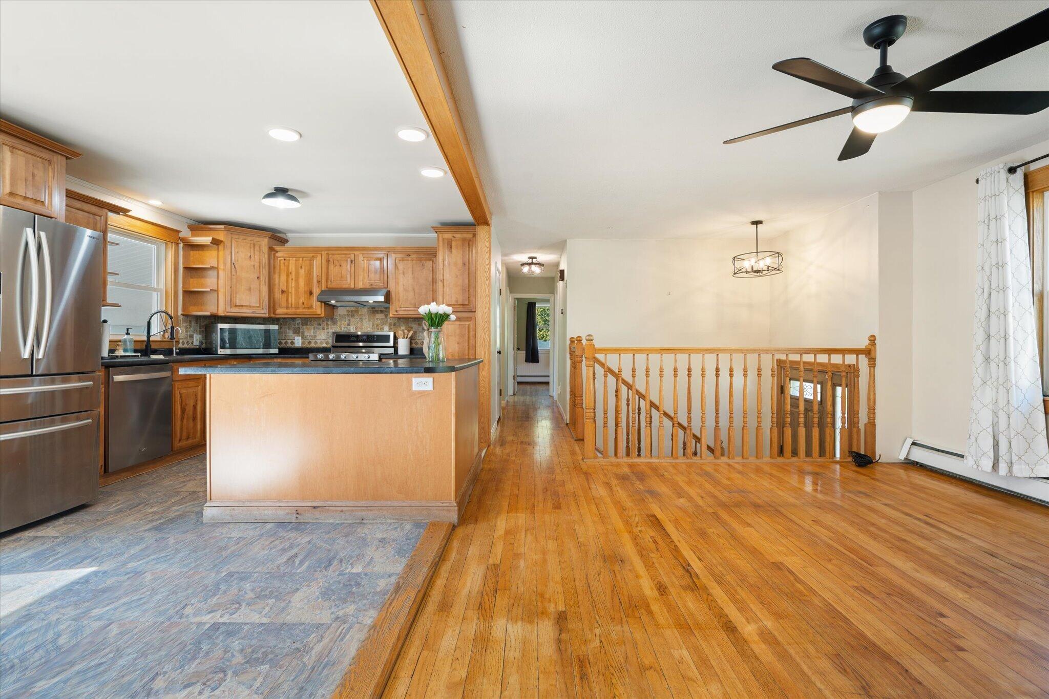 32 Charles Drive, Holden, ME, 04429