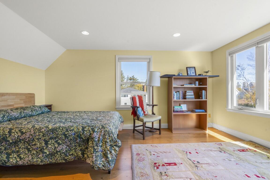 22 Gray Road, Southport, ME, 04576