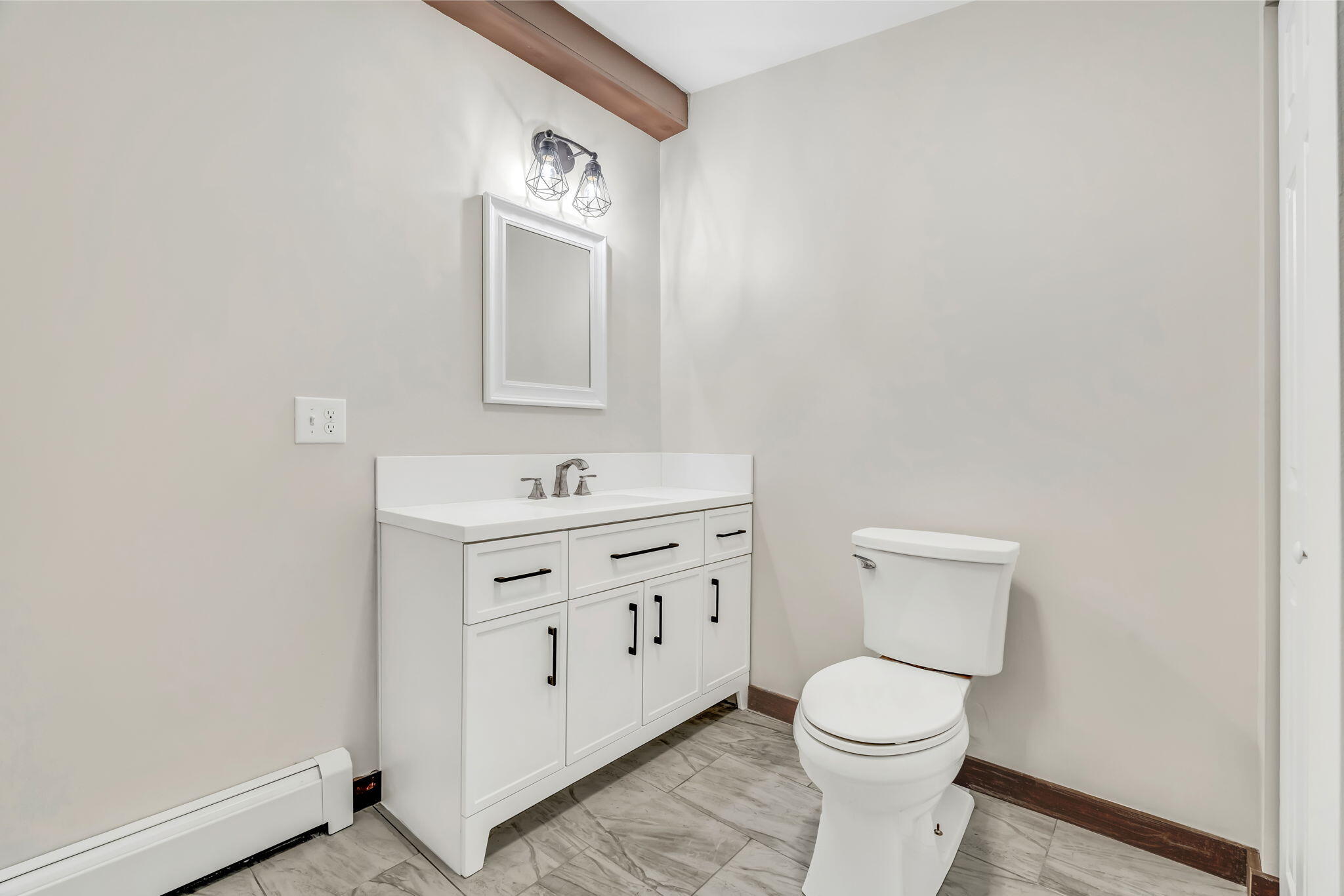 12 Rowell Road, Hampden, ME, 04444