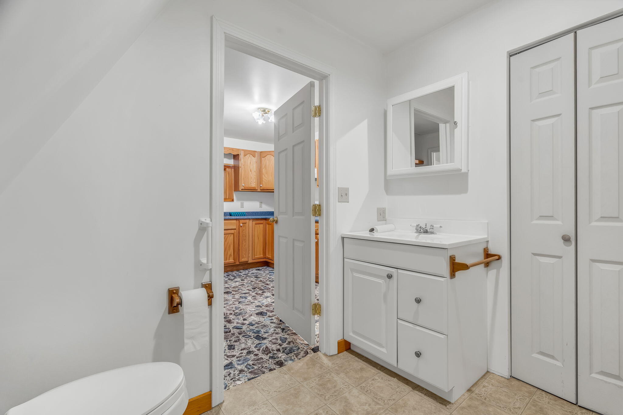 28 Main Street Hill, Dexter, ME, 04930