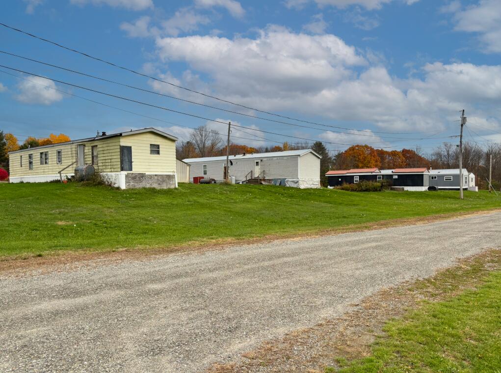 714 Hinckley Road, Clinton, ME, 04927